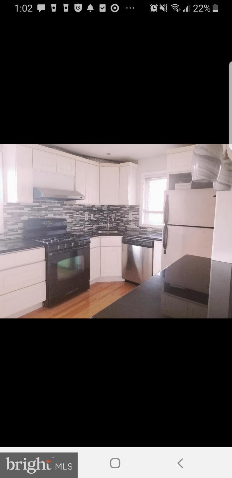 MAYFAIR - Residential Lease
