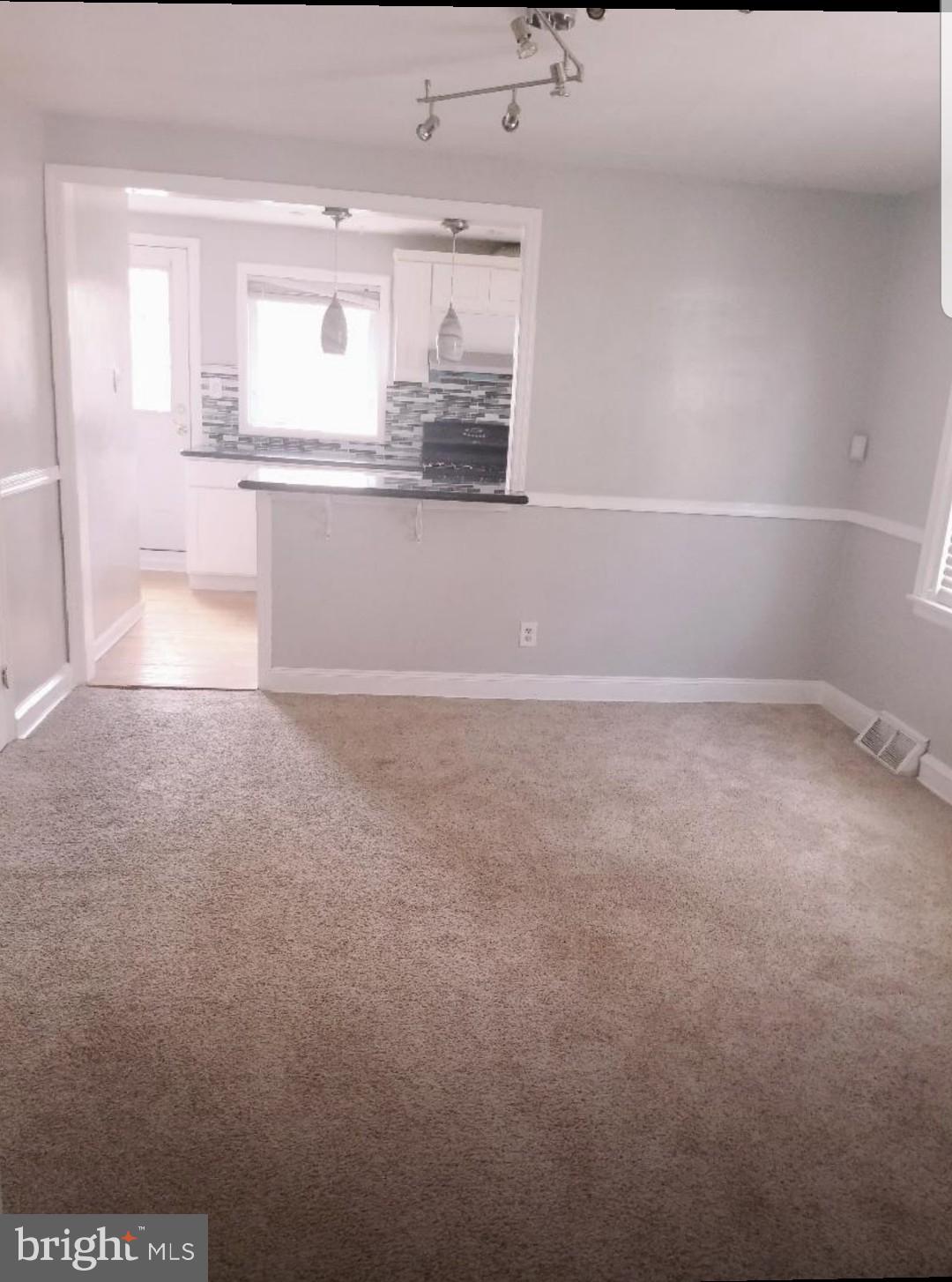 MAYFAIR - Residential Lease