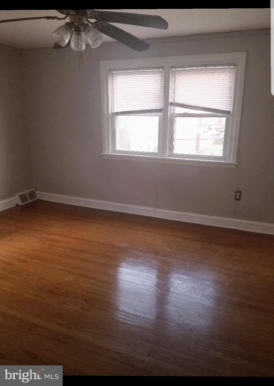 MAYFAIR - Residential Lease