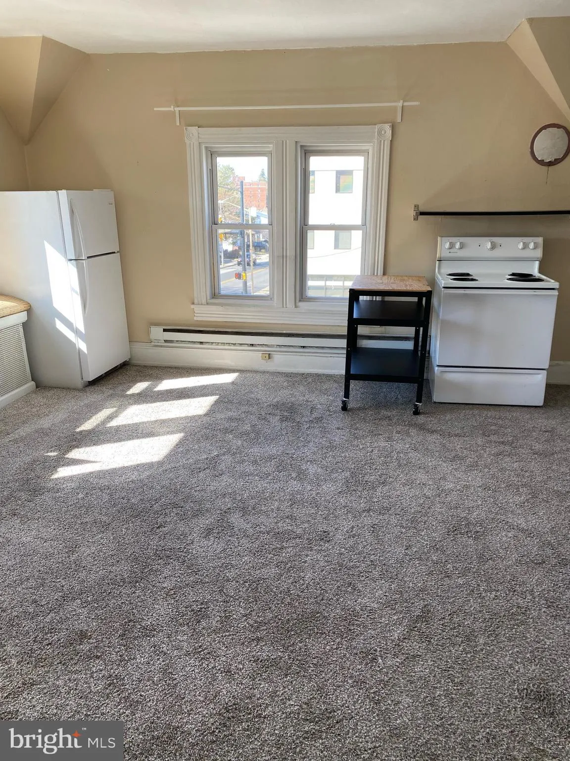 Bryn Mawr, Pennsylvania 19010, United States, 1 Bedroom Bedrooms, ,1 BathroomBathrooms,Residential,Active,123942