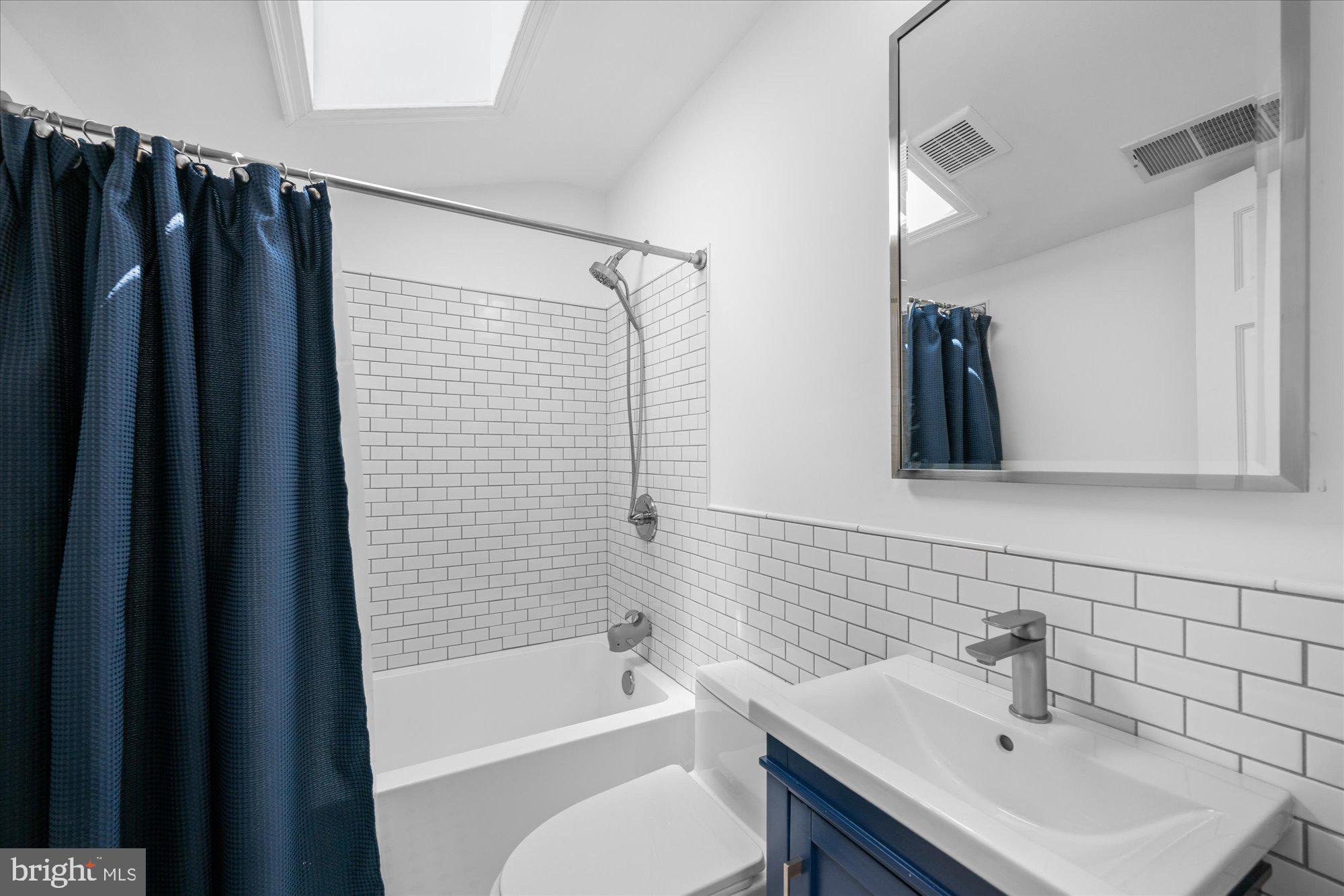 BRADLEY HILLS - Residential