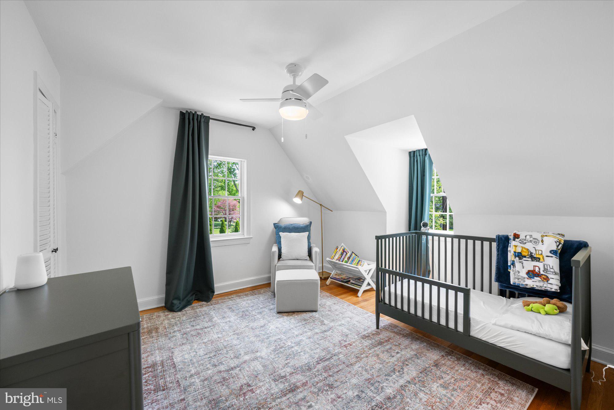 BRADLEY HILLS - Residential