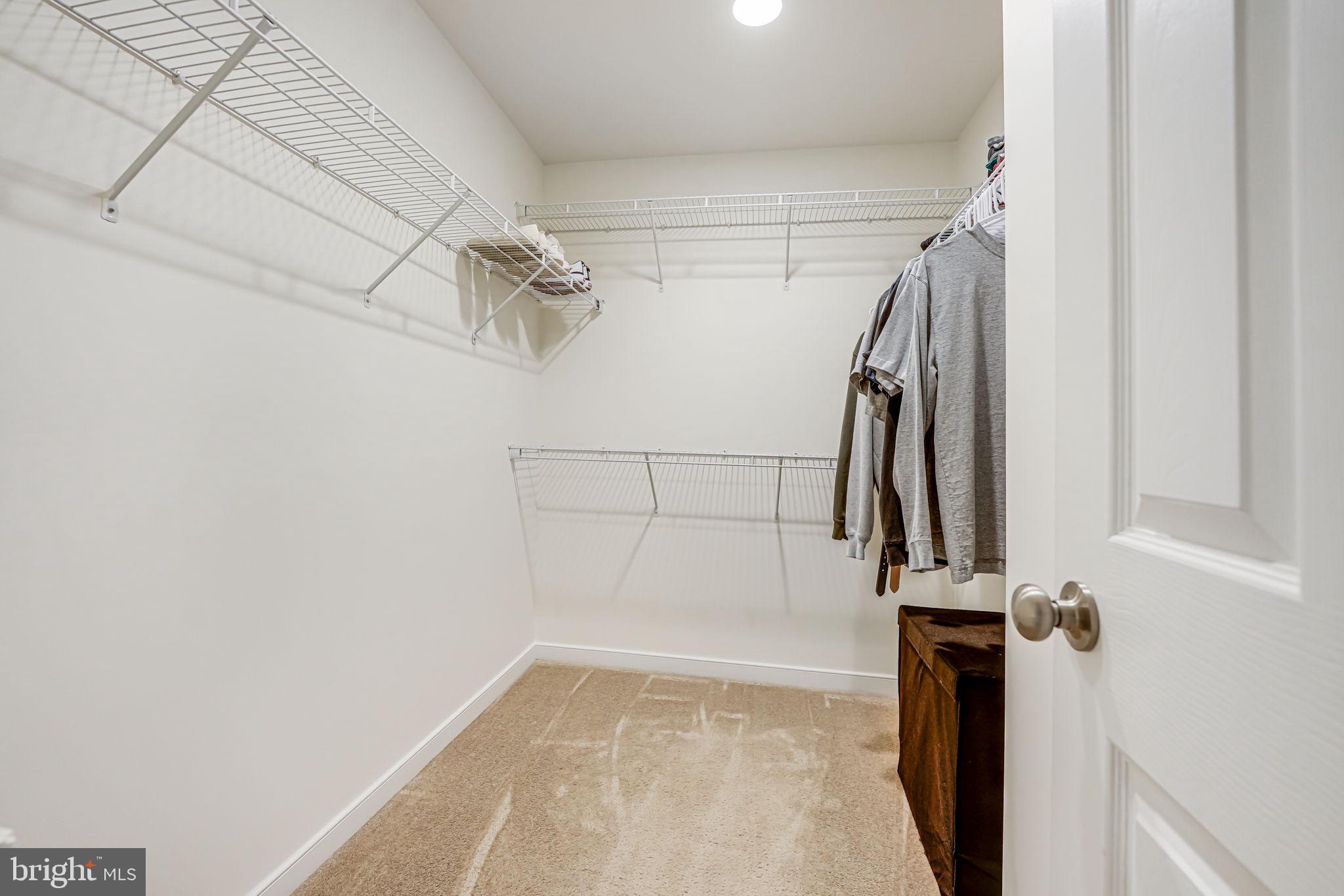 LAKE LAND OR - Residential