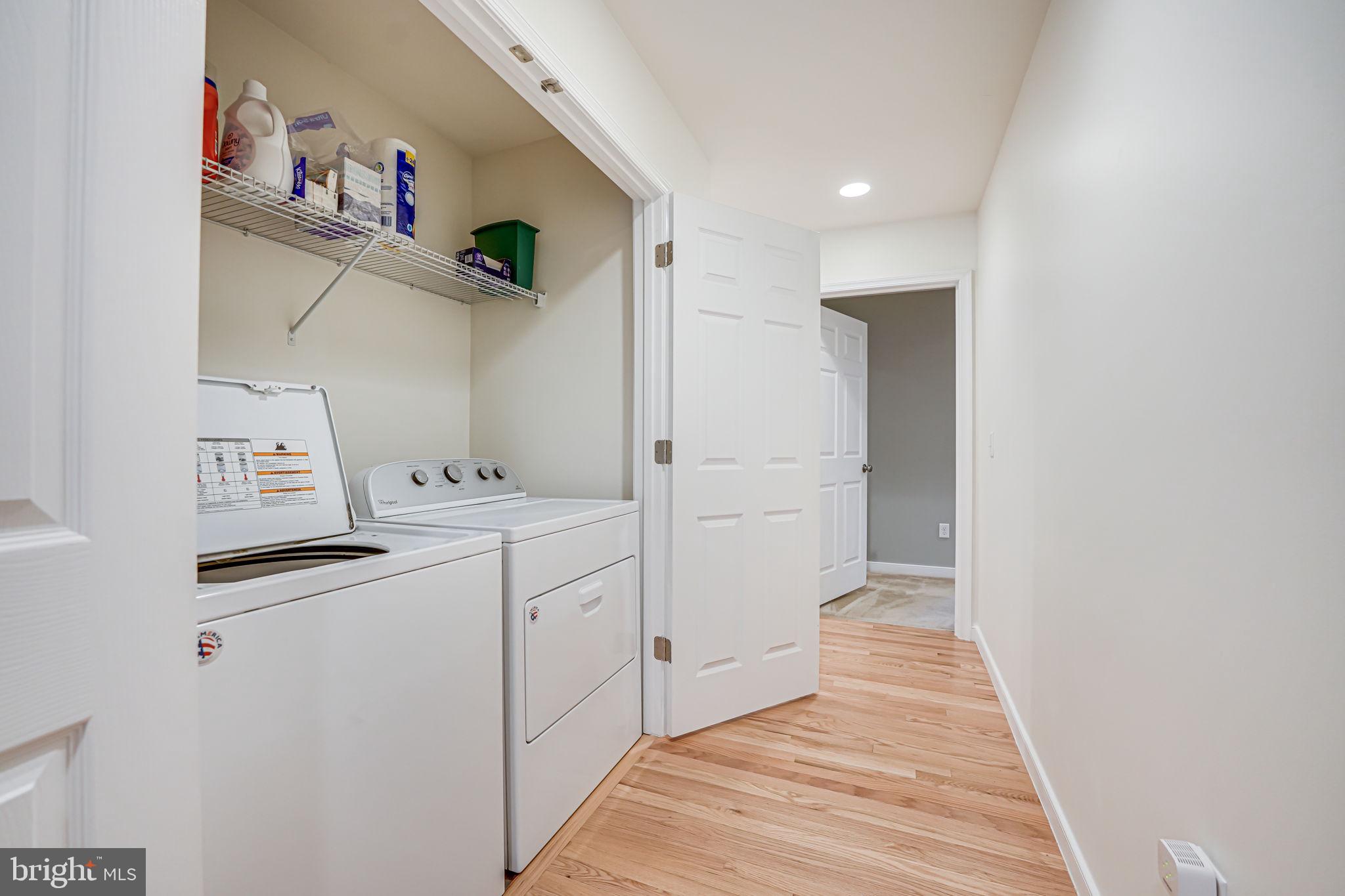 LAKE LAND OR - Residential