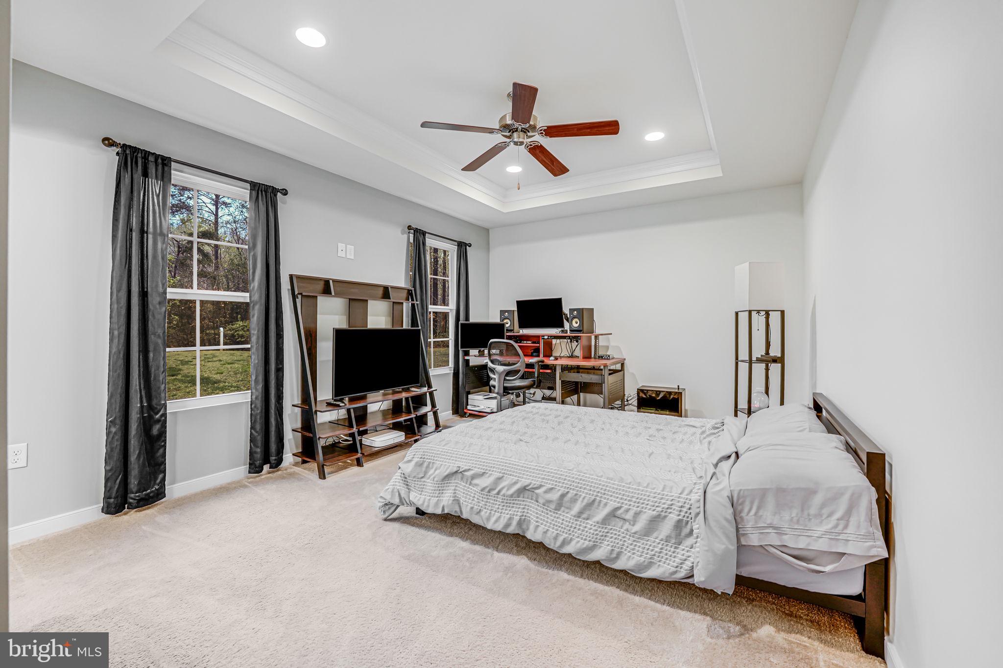 LAKE LAND OR - Residential