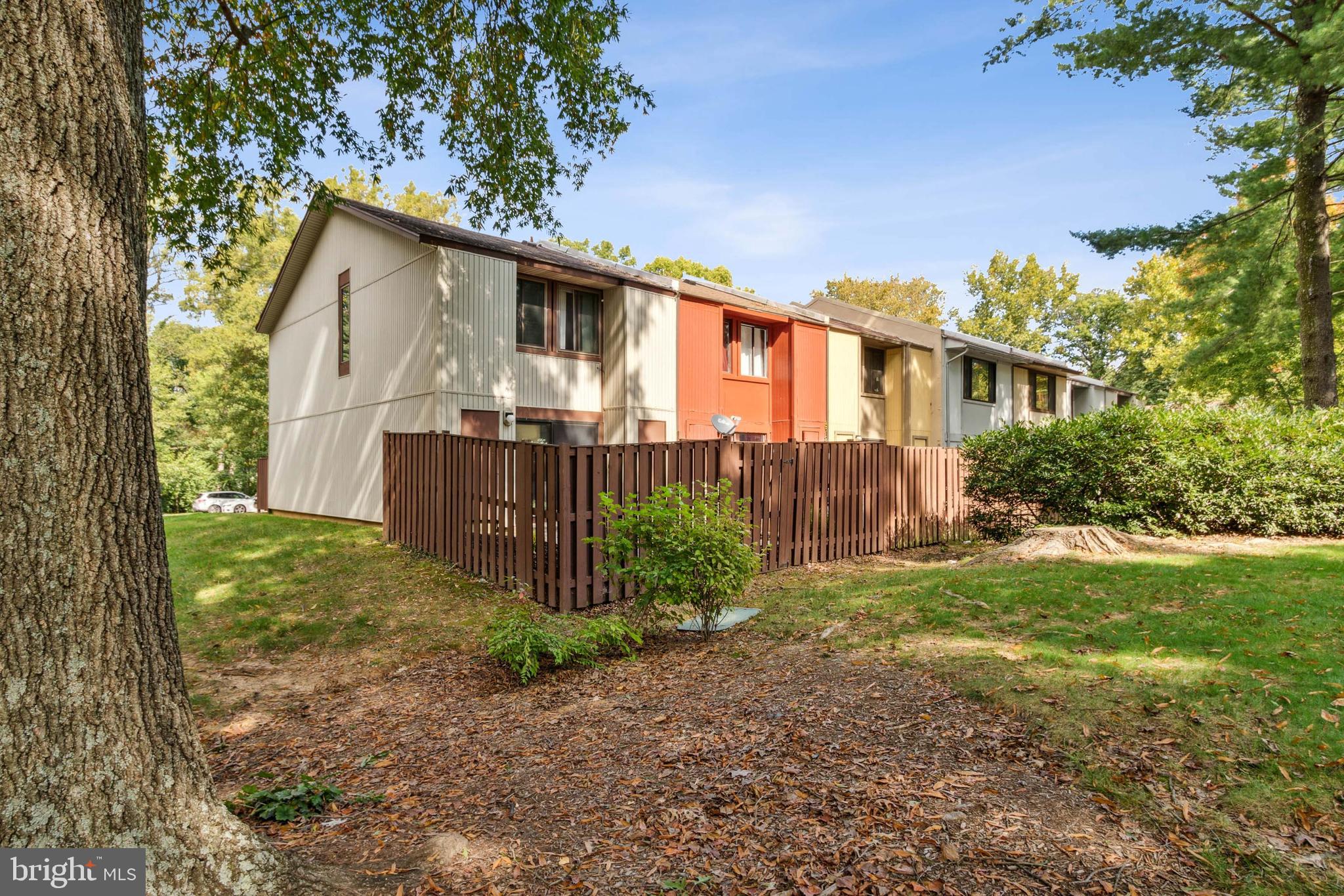 RESTON - Residential