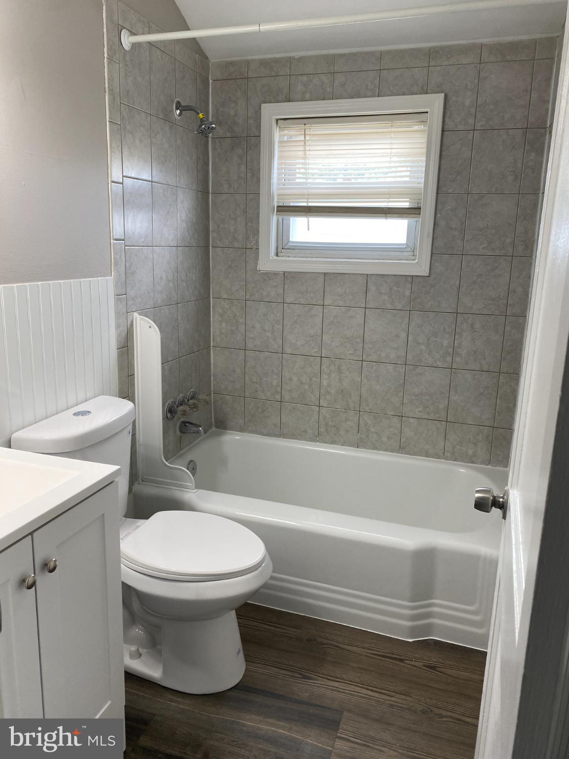 MIDDLESEX - Residential Lease