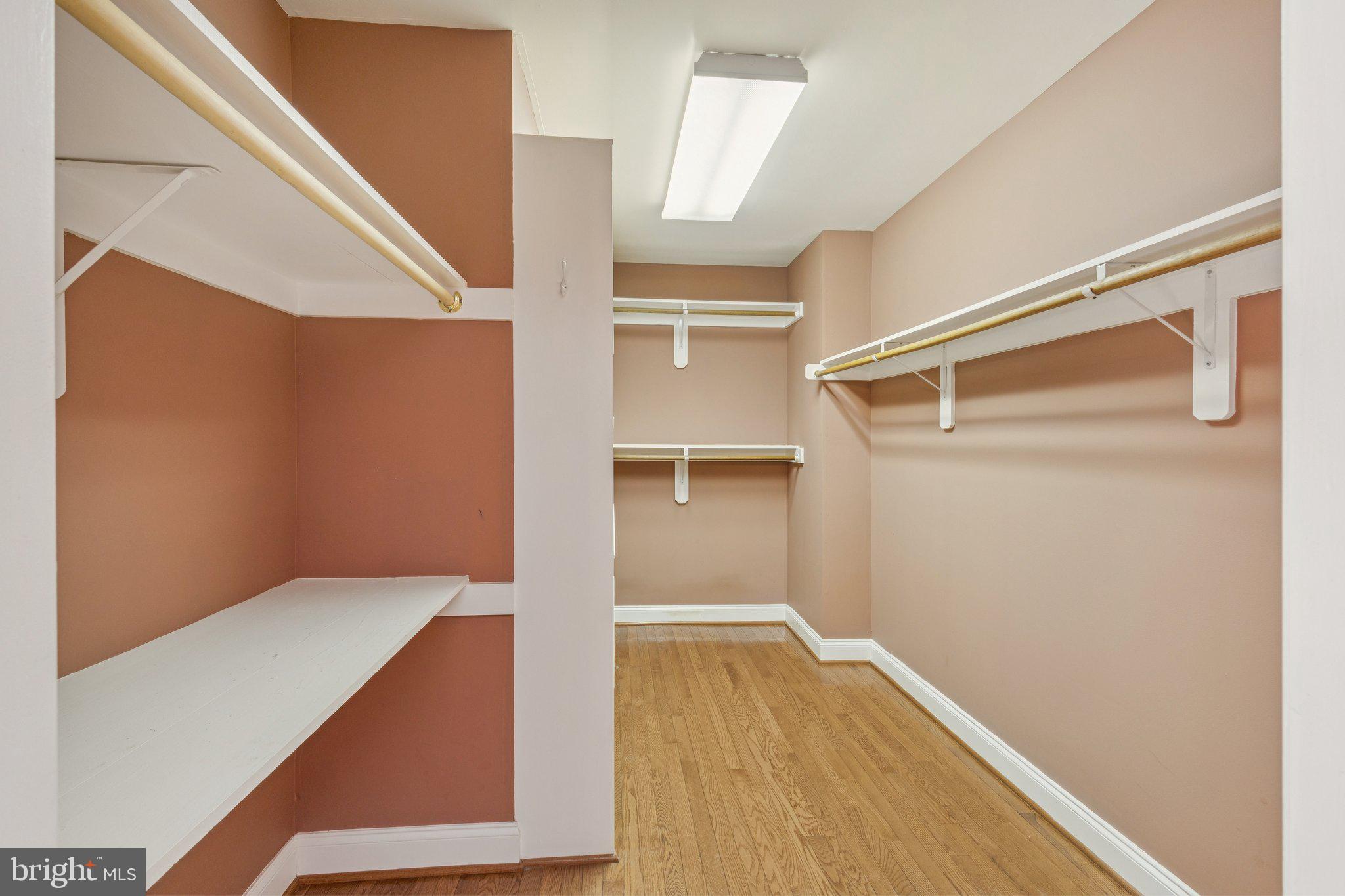 MT MORIAH ON THE POTOMAC - Residential