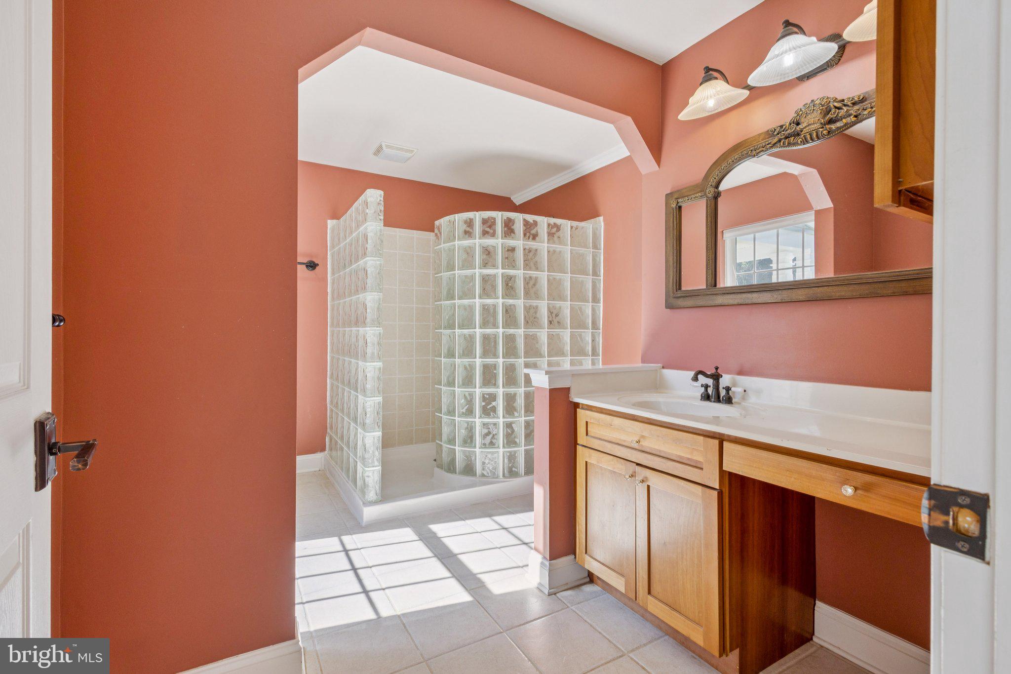 MT MORIAH ON THE POTOMAC - Residential