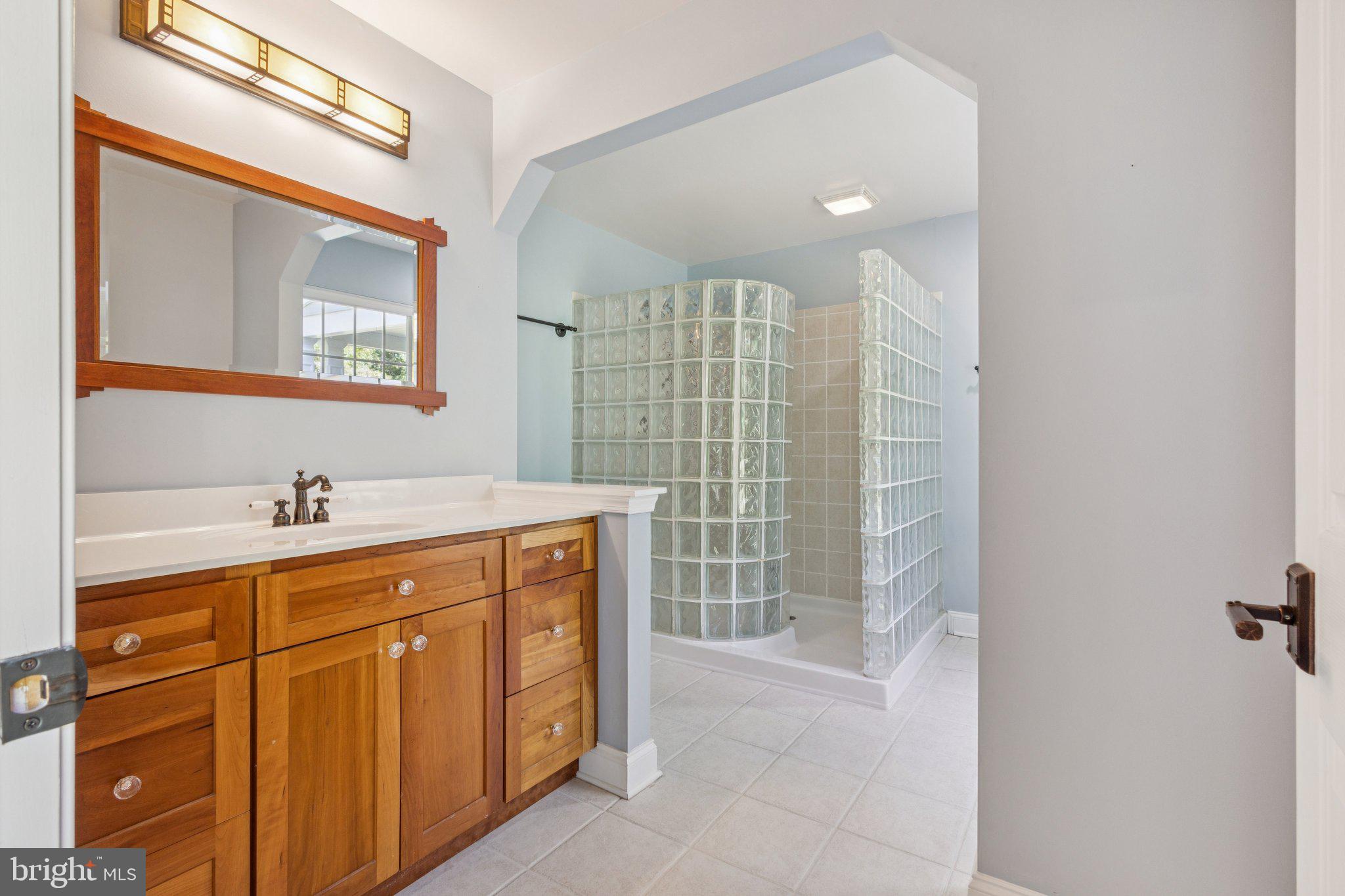 MT MORIAH ON THE POTOMAC - Residential