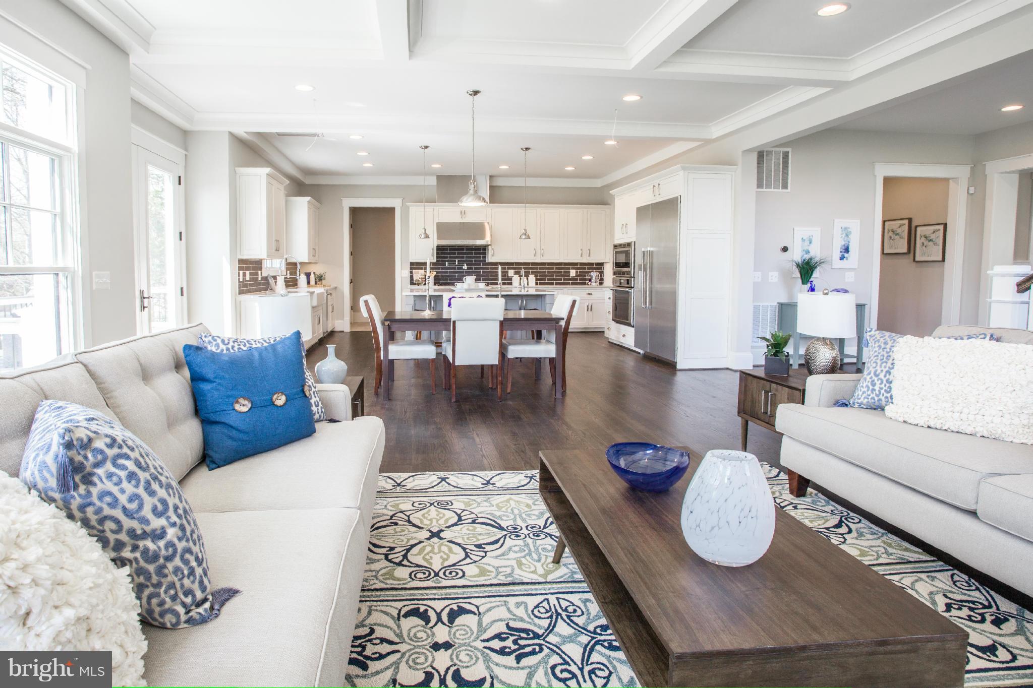 WEST VIENNA WOODS - Residential