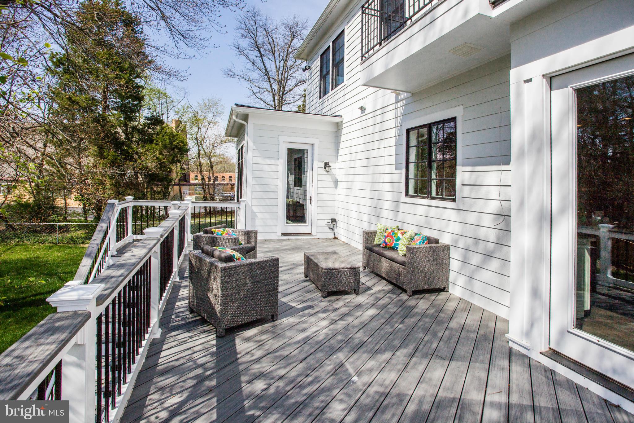 WEST VIENNA WOODS - Residential