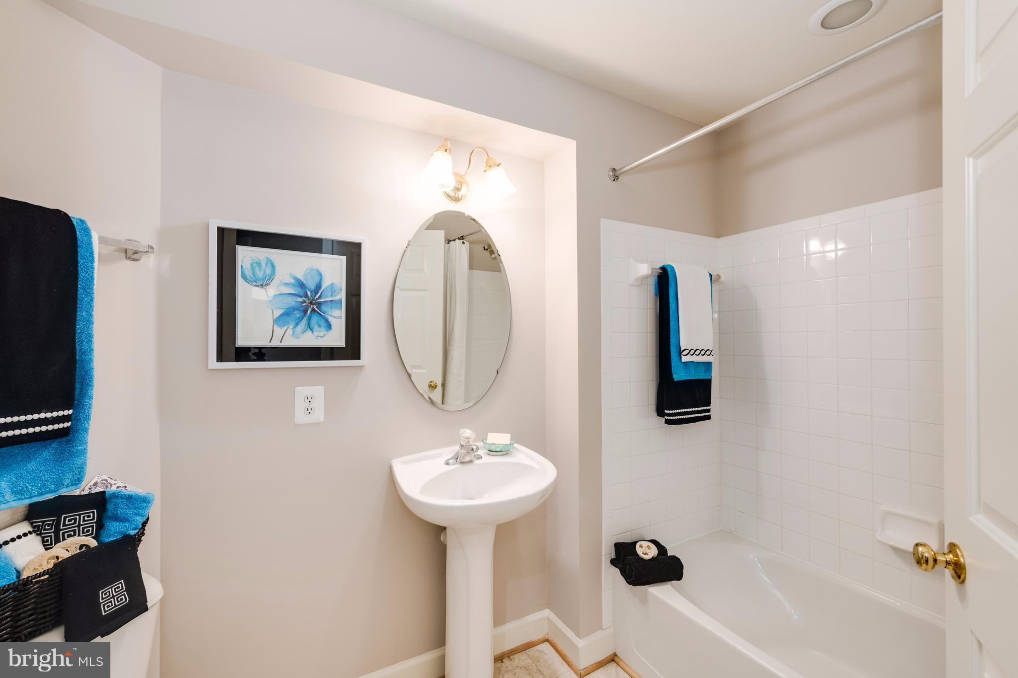 GREENWAY VILLAGE - Residential