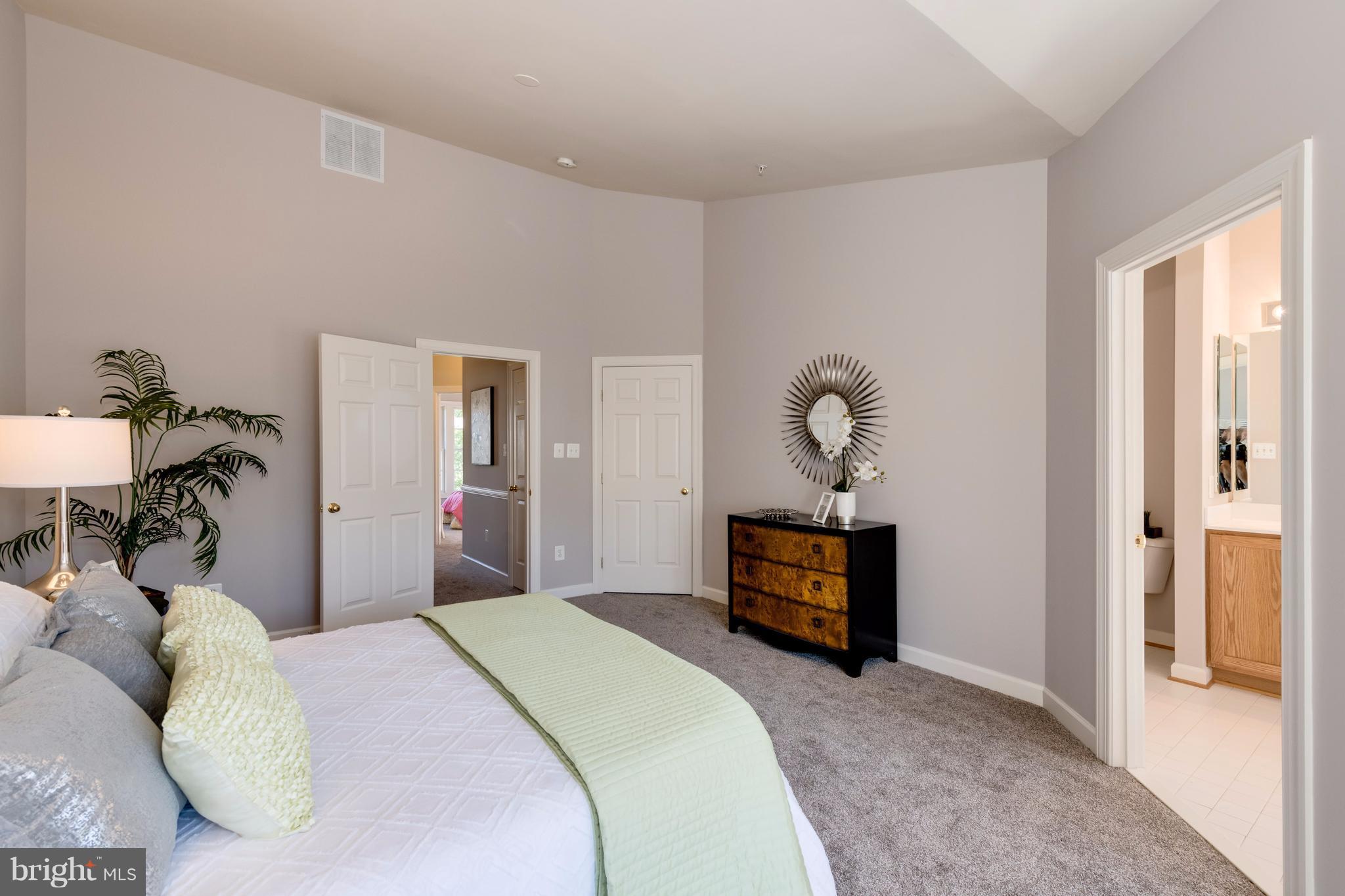 GREENWAY VILLAGE - Residential