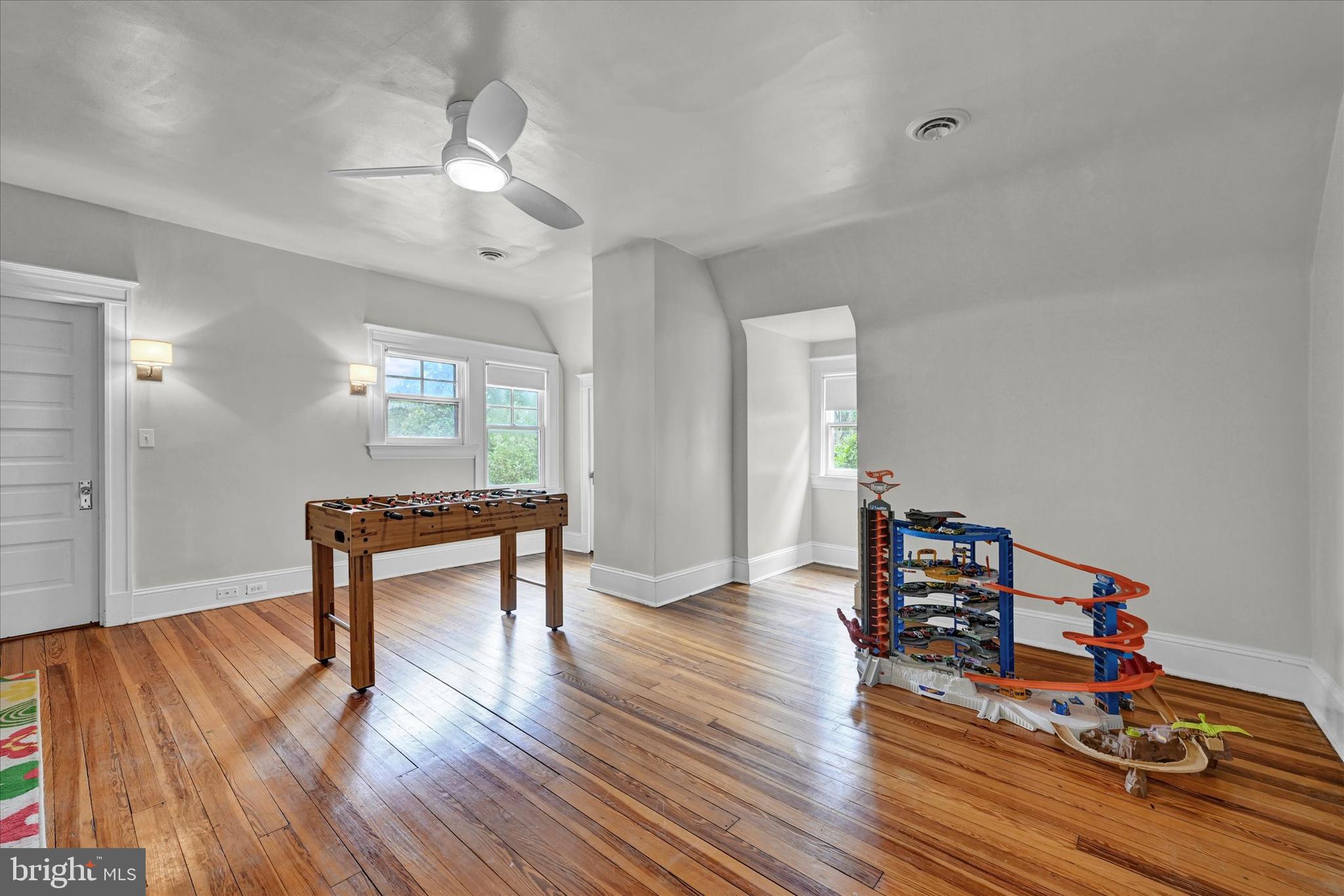 ROLAND PARK - Residential