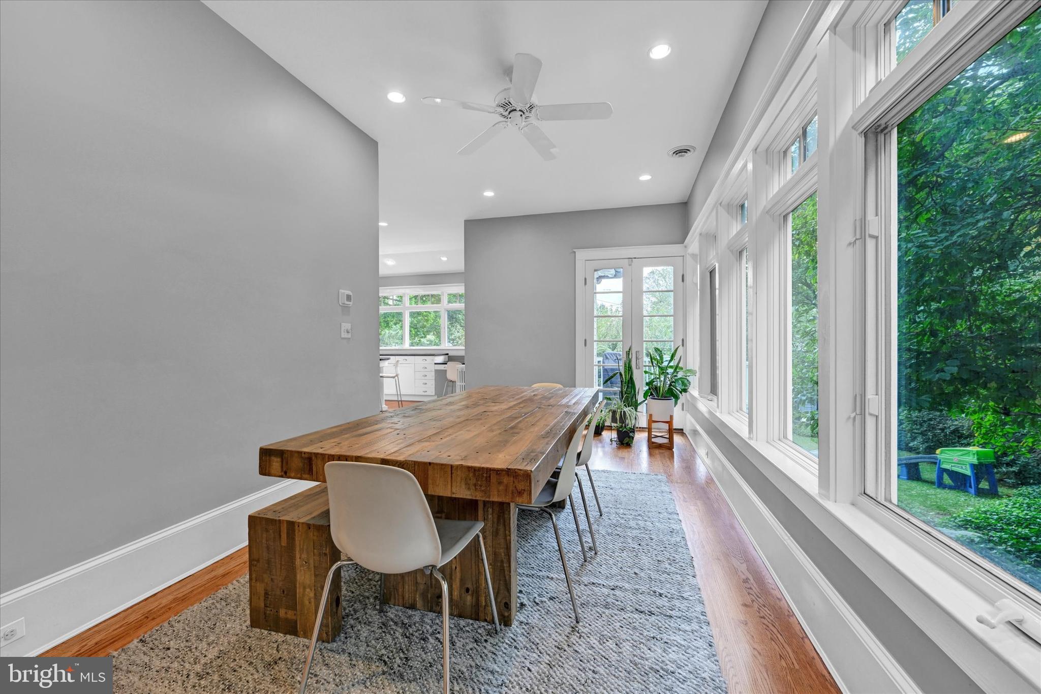 ROLAND PARK - Residential