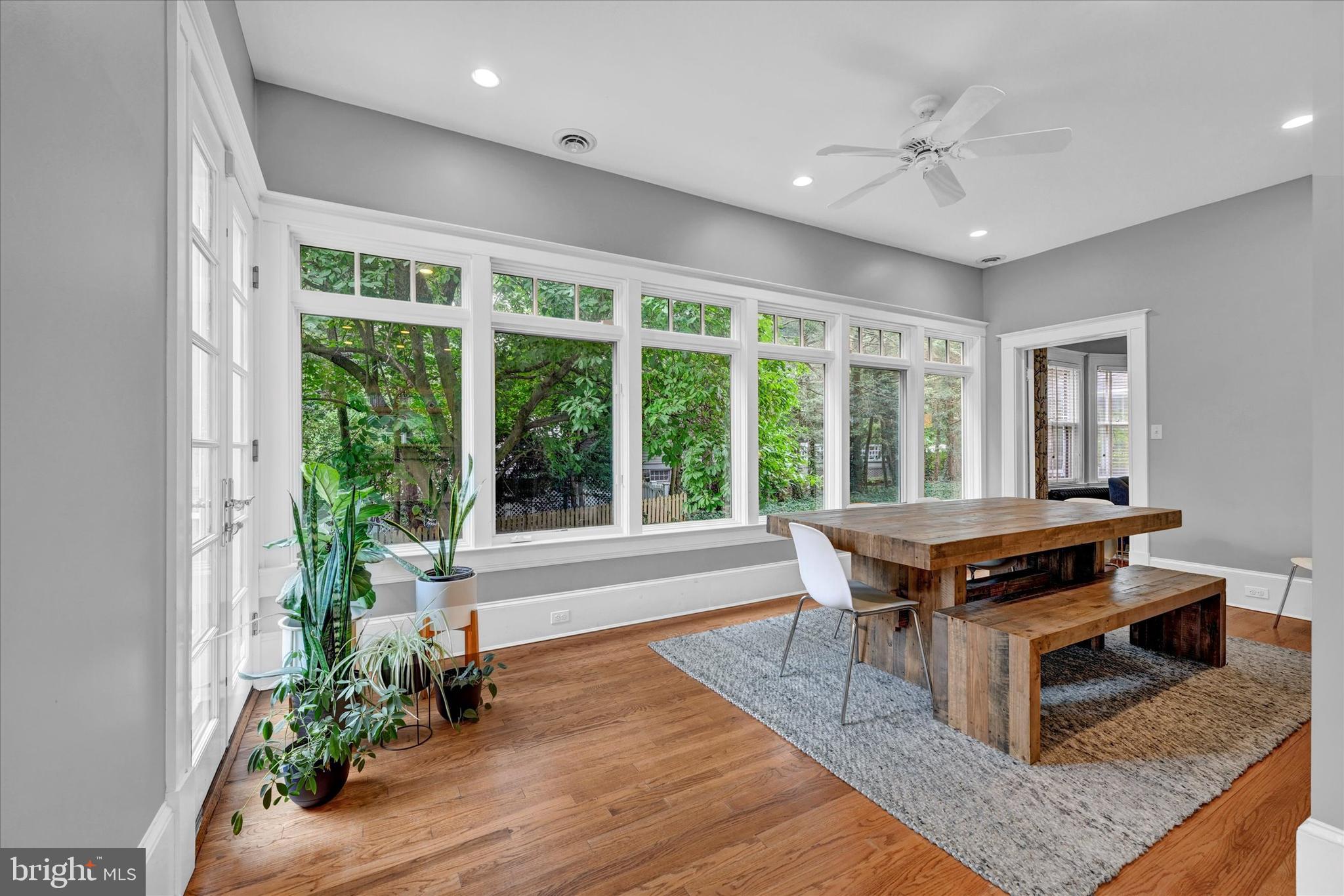 ROLAND PARK - Residential