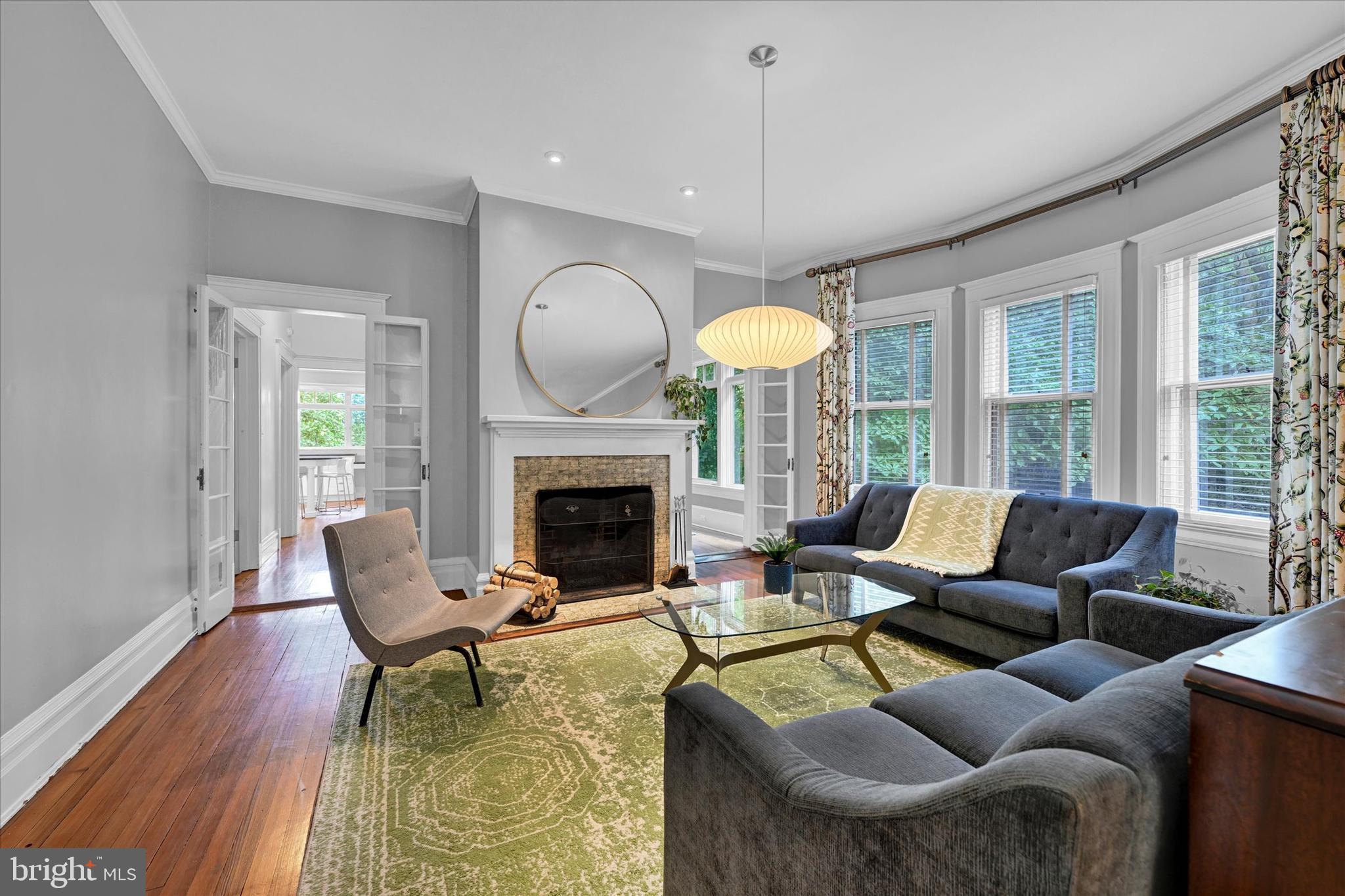 ROLAND PARK - Residential