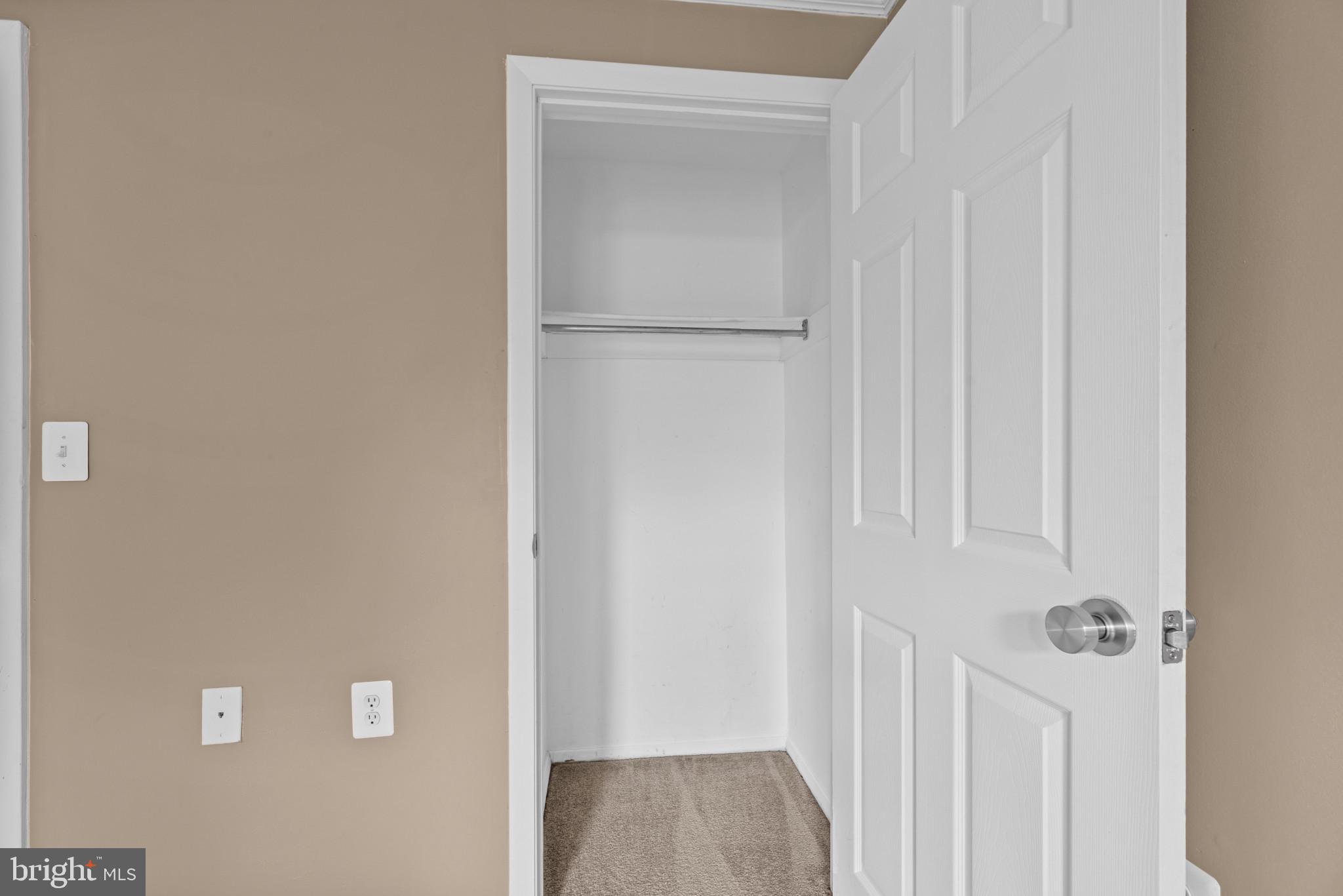 LAKE HERON CONDOMINIUMS - Residential Lease