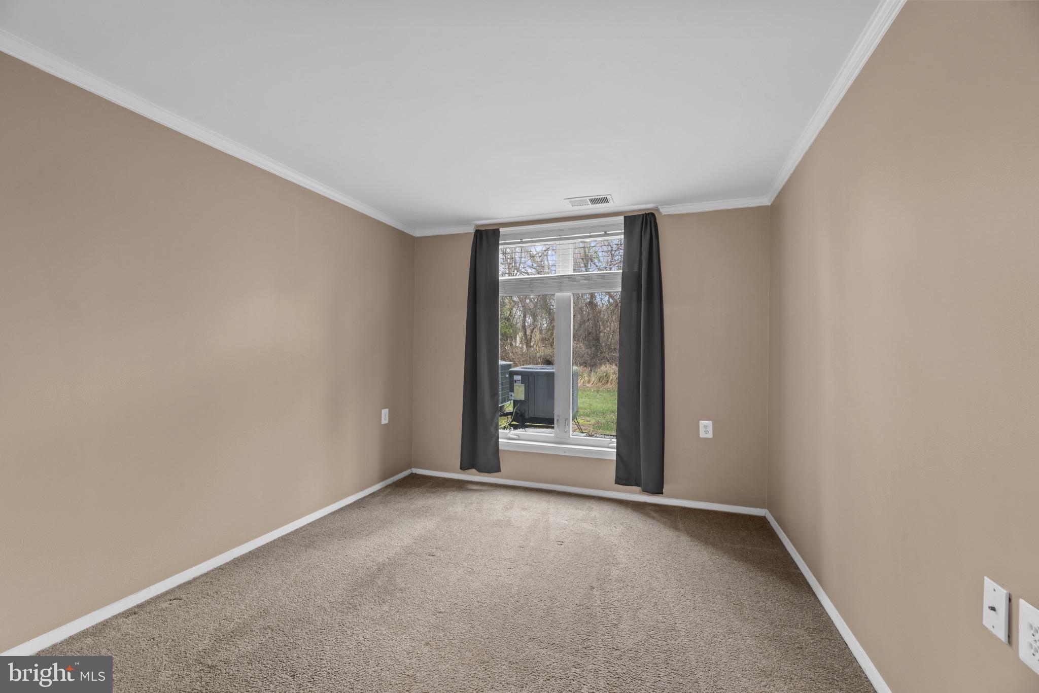 LAKE HERON CONDOMINIUMS - Residential Lease