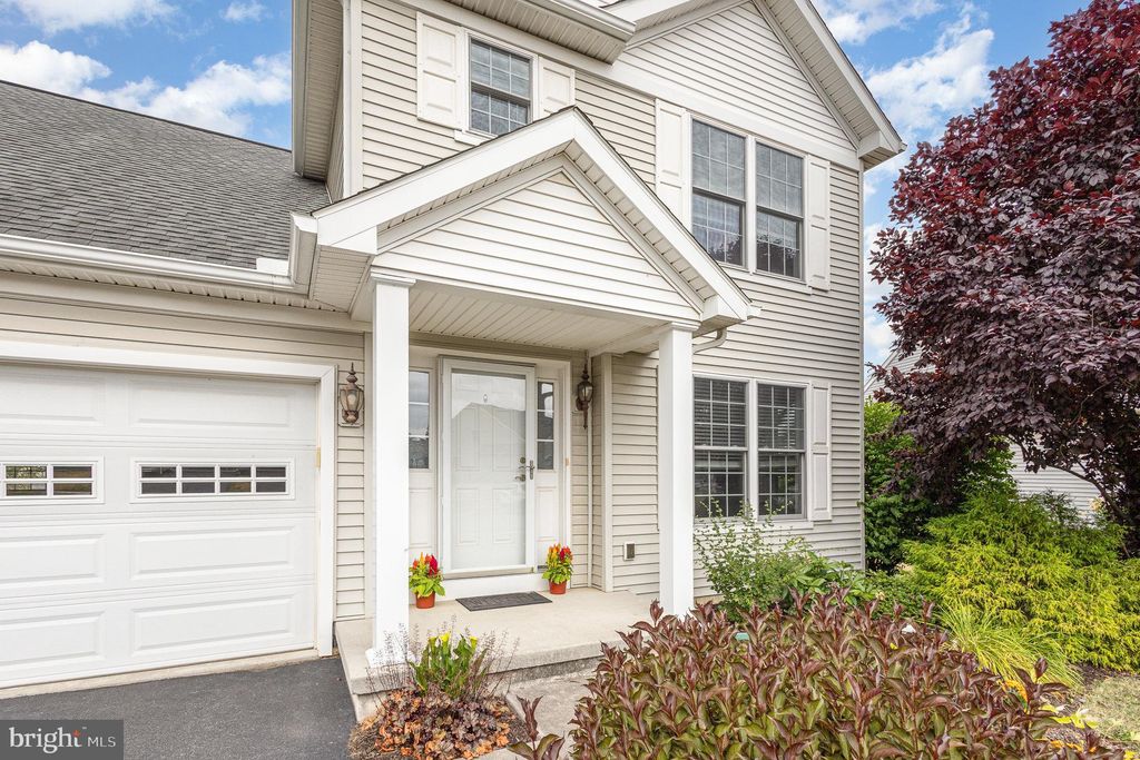 Photo of 5133 Summerfield Drive, Mount Joy, PA 17552 (MLS # PALA2053208)