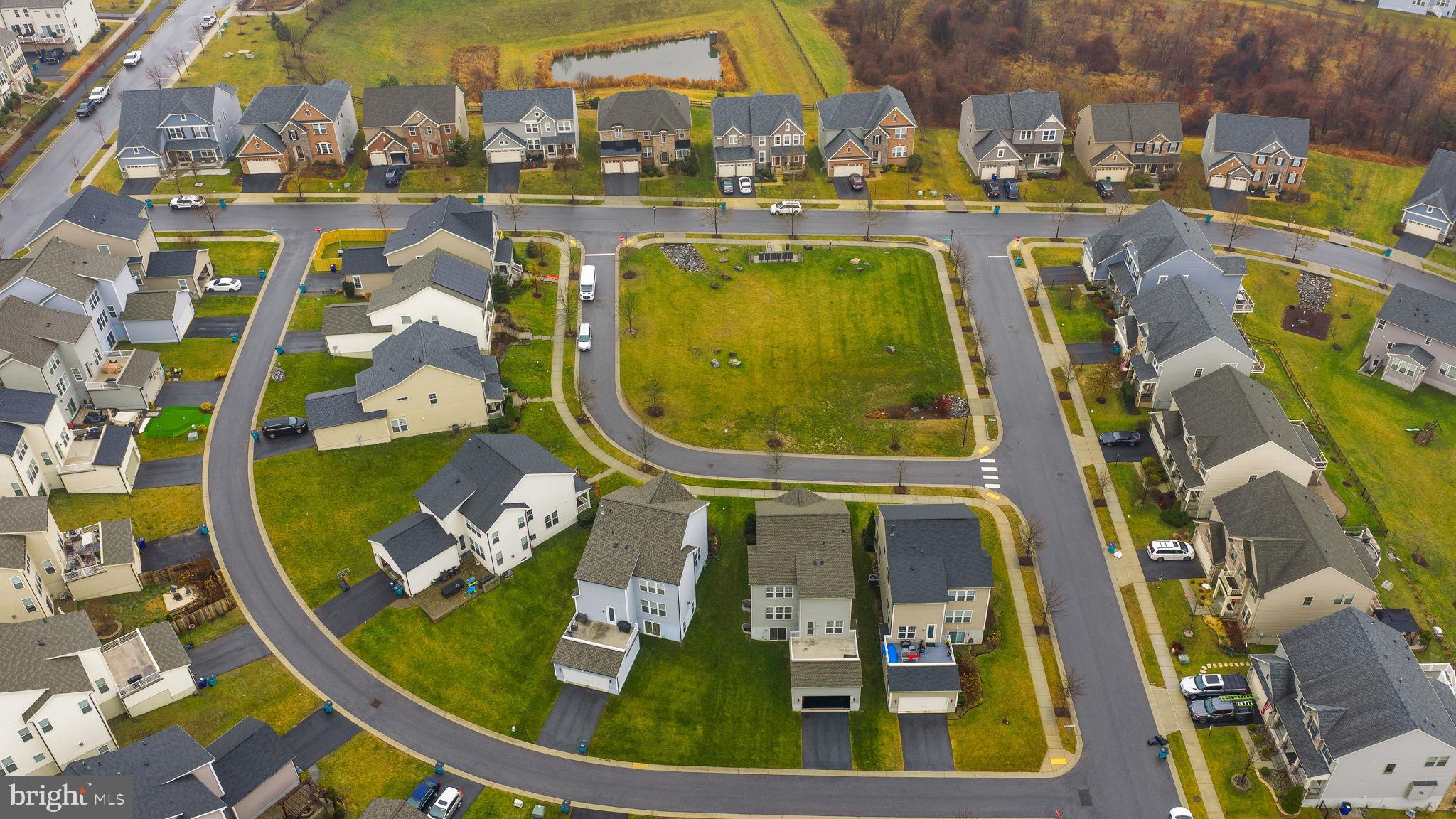 TALLYN RIDGE - Residential