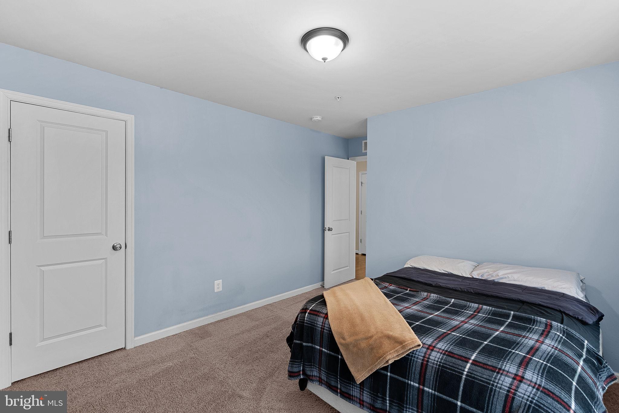 TALLYN RIDGE - Residential