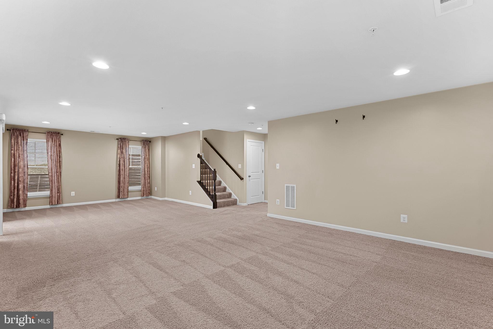 TALLYN RIDGE - Residential