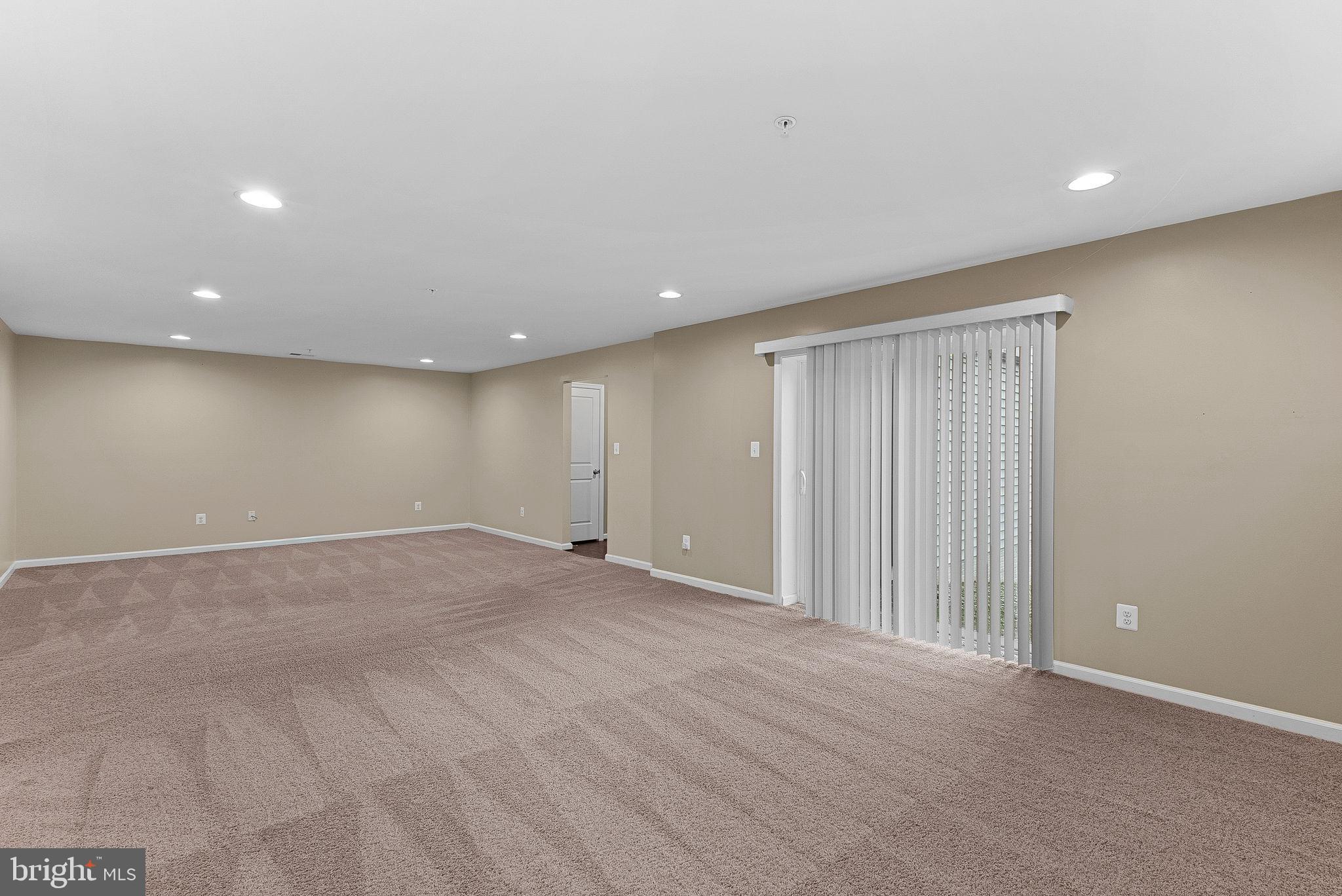 TALLYN RIDGE - Residential