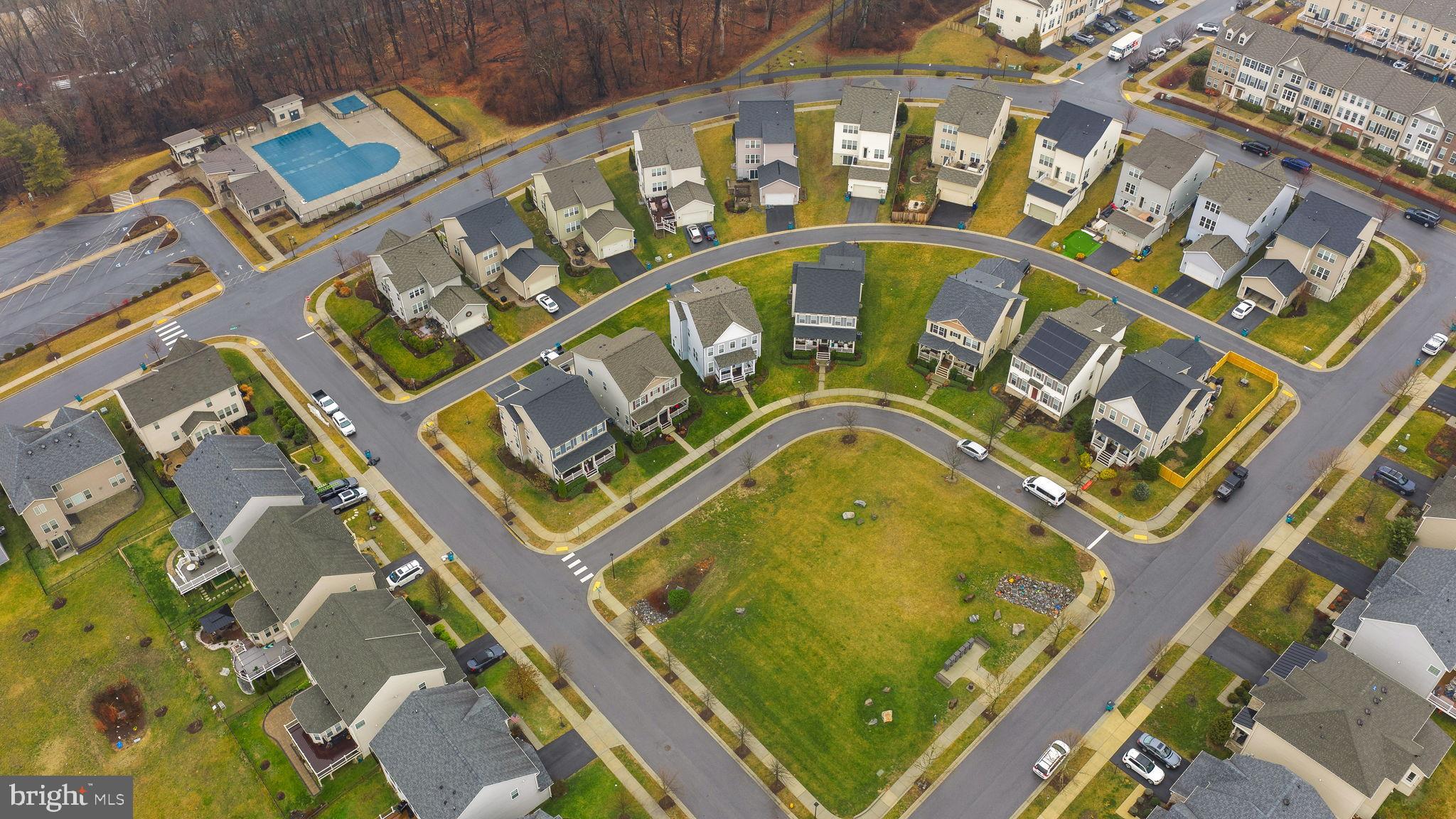 TALLYN RIDGE - Residential