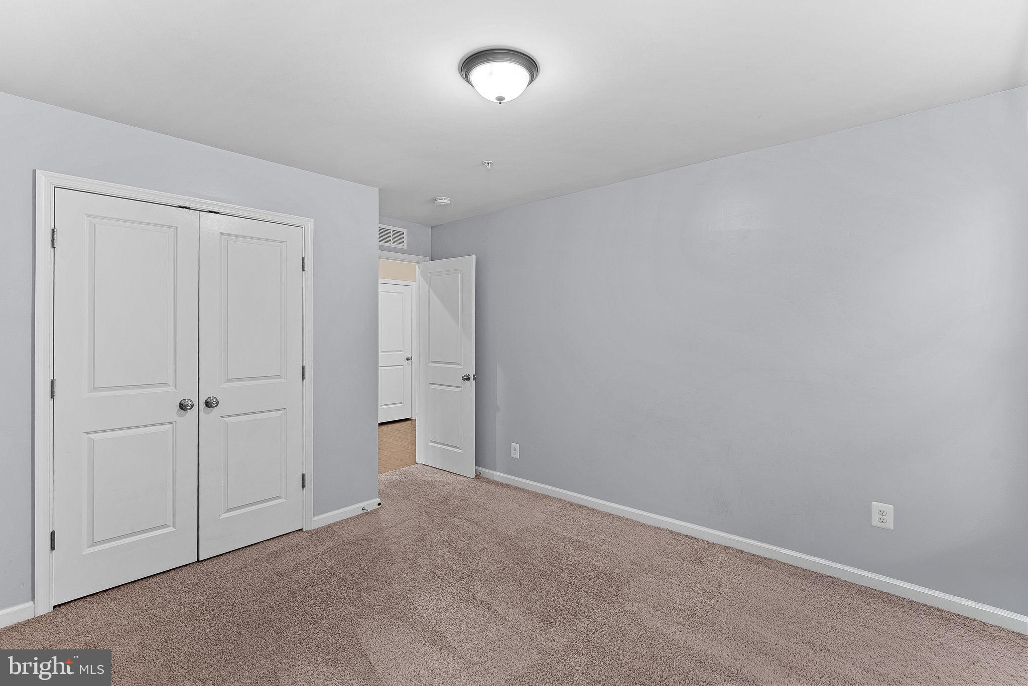 TALLYN RIDGE - Residential