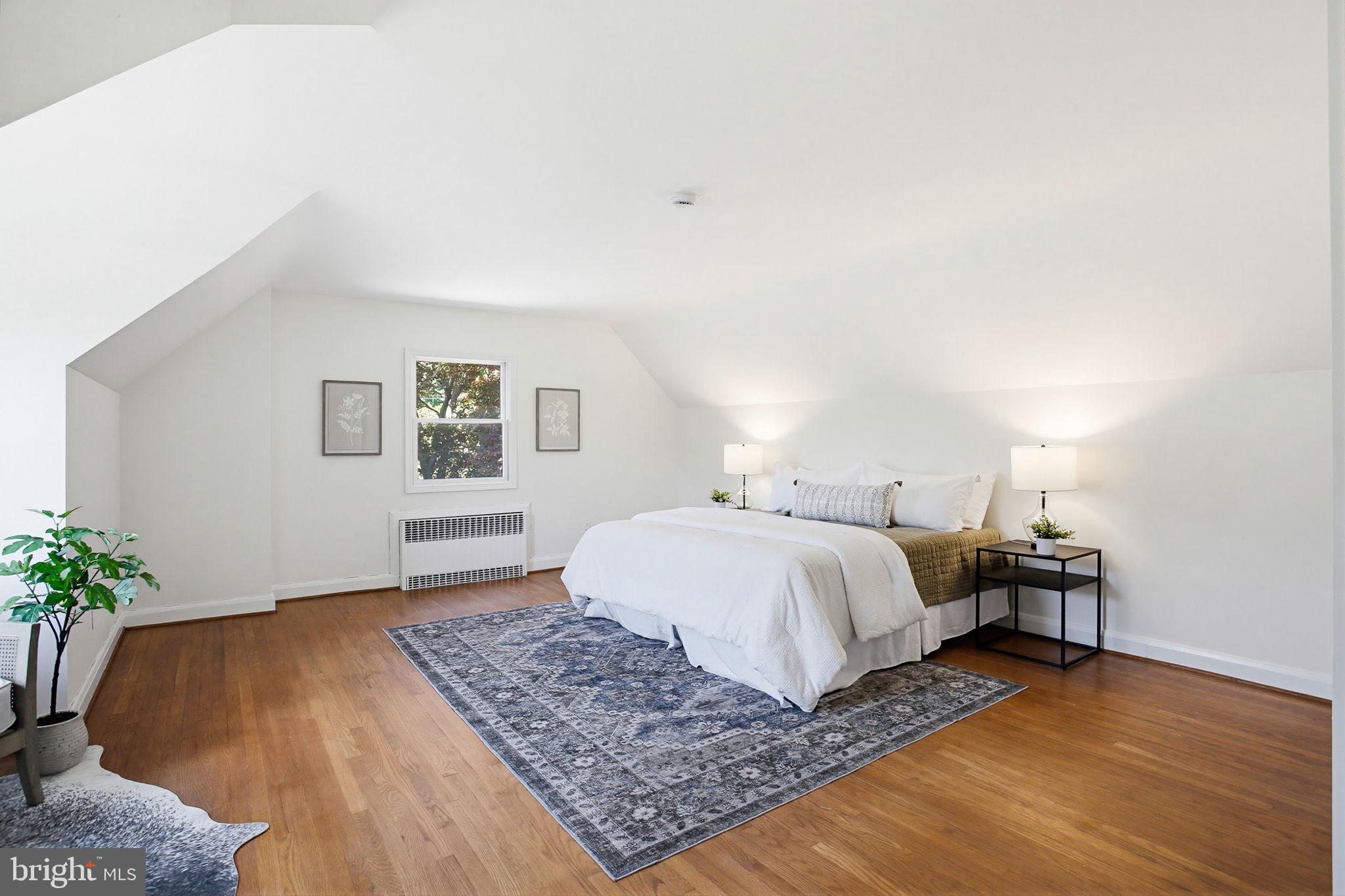 HYDES - Residential