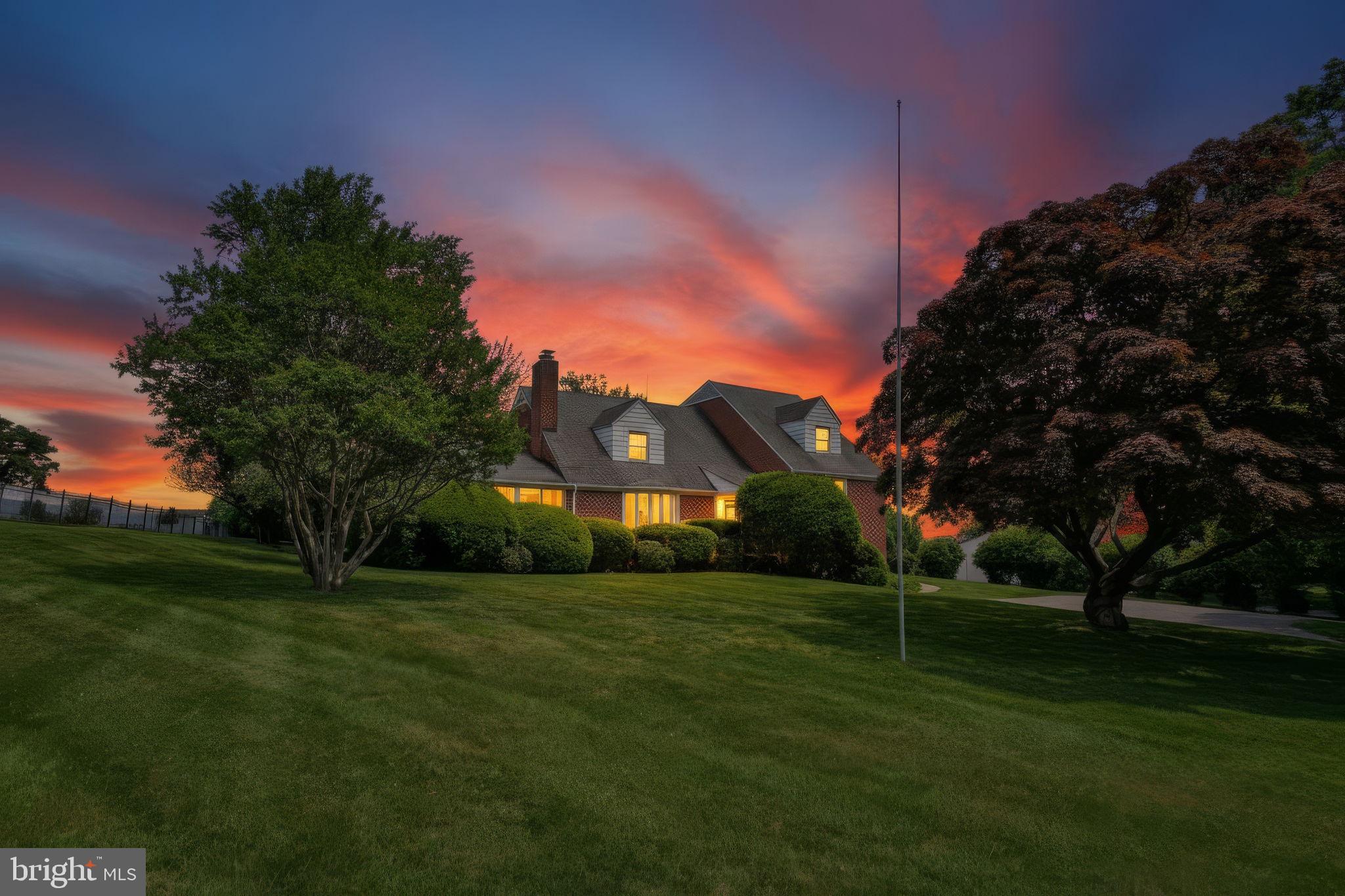 HYDES - Residential