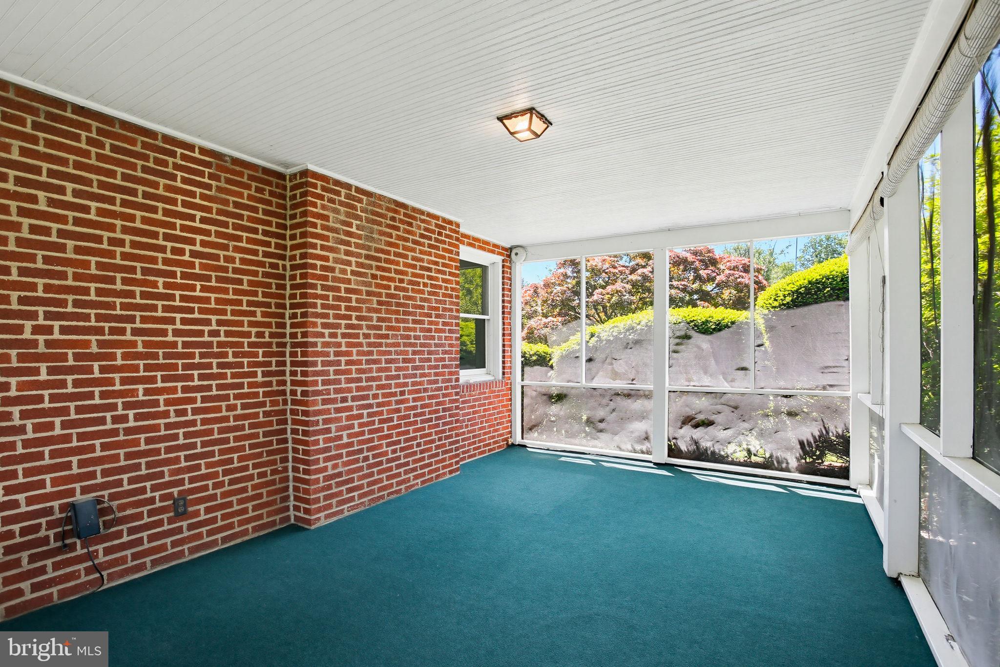 HYDES - Residential