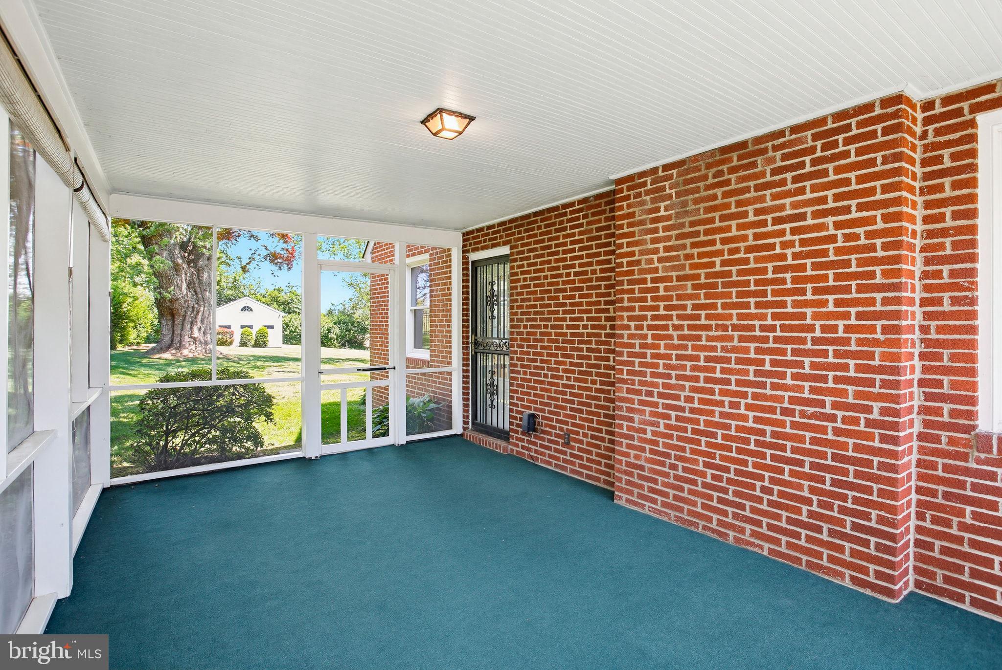 HYDES - Residential