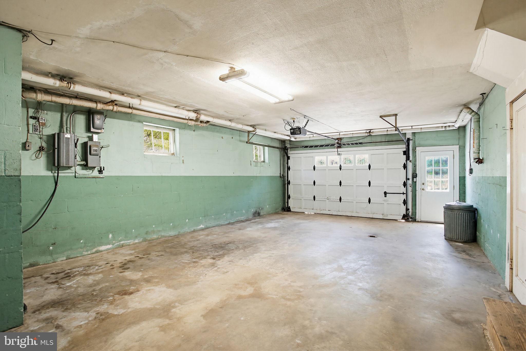 HYDES - Residential