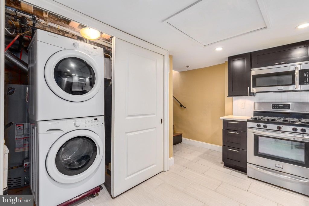 Photo of 953 N Randolph Street #H, PHILADELPHIA, PA 19123 (MLS # PAPH2567270)