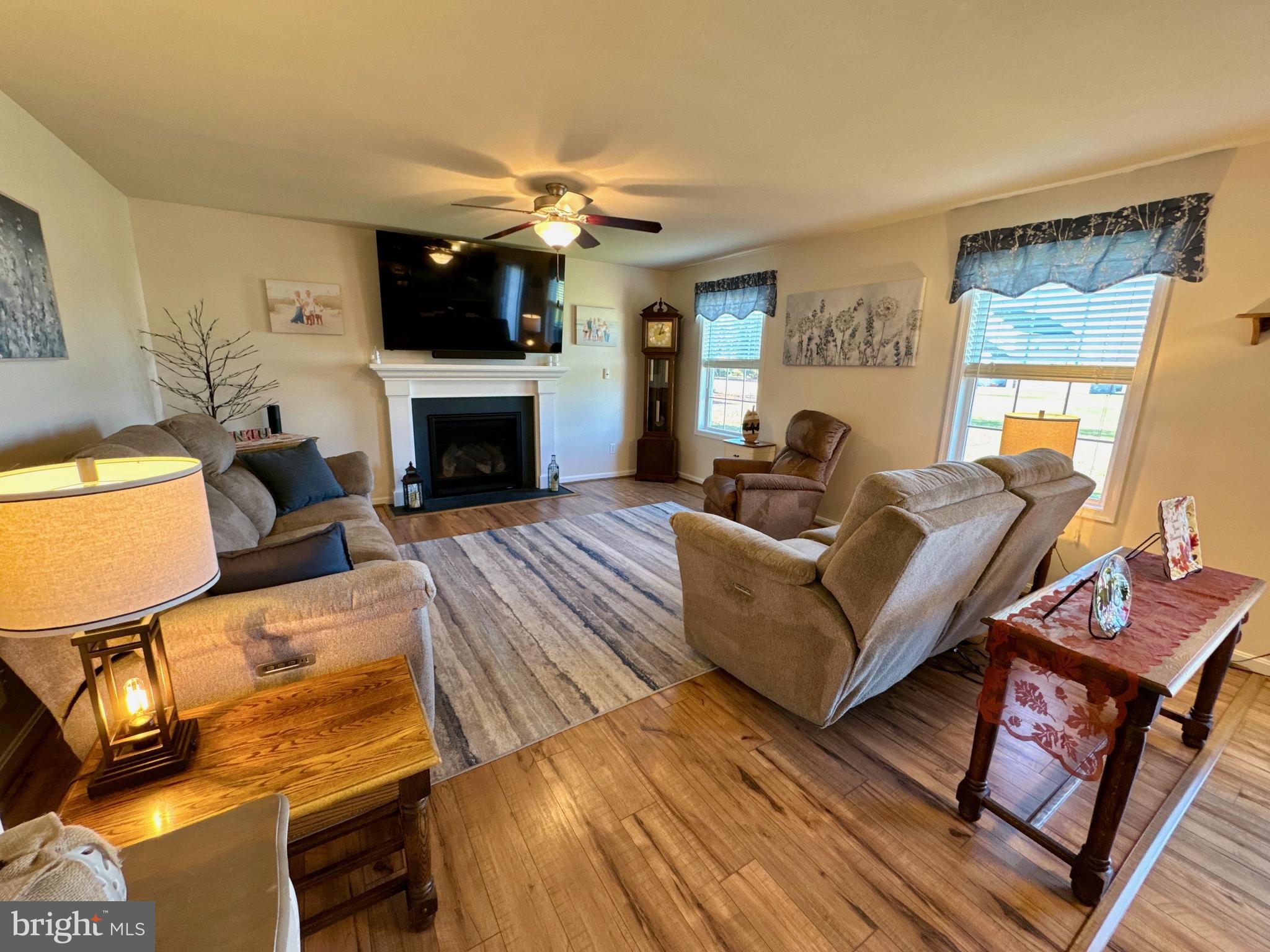 CEDAR RIDGE - Residential