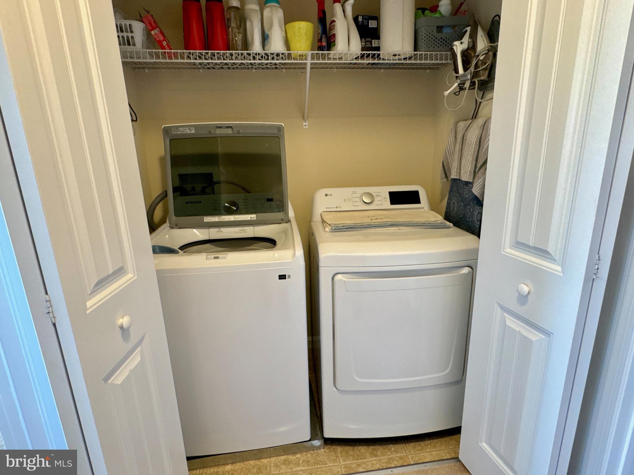 CEDAR RIDGE - Residential