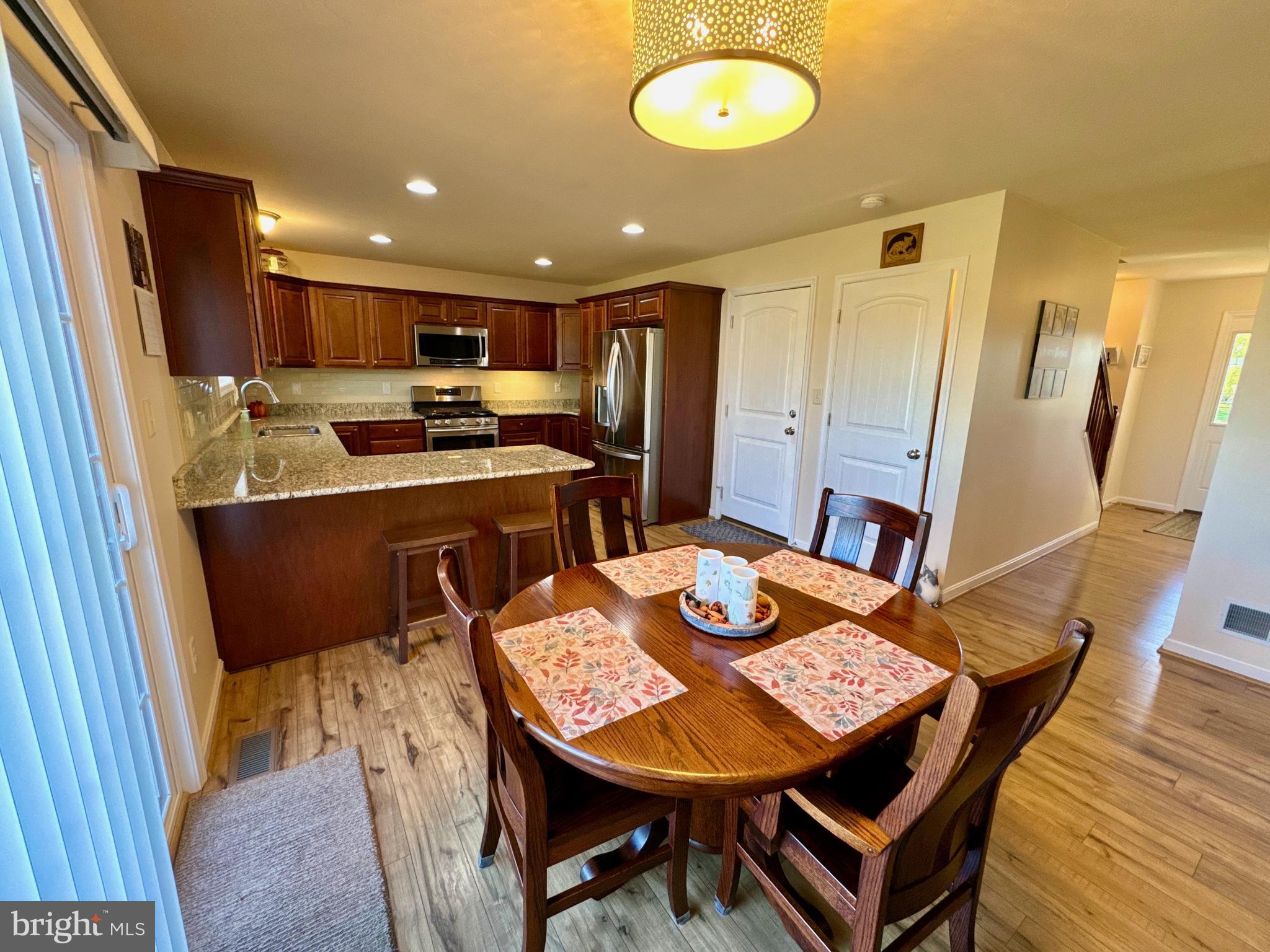 CEDAR RIDGE - Residential