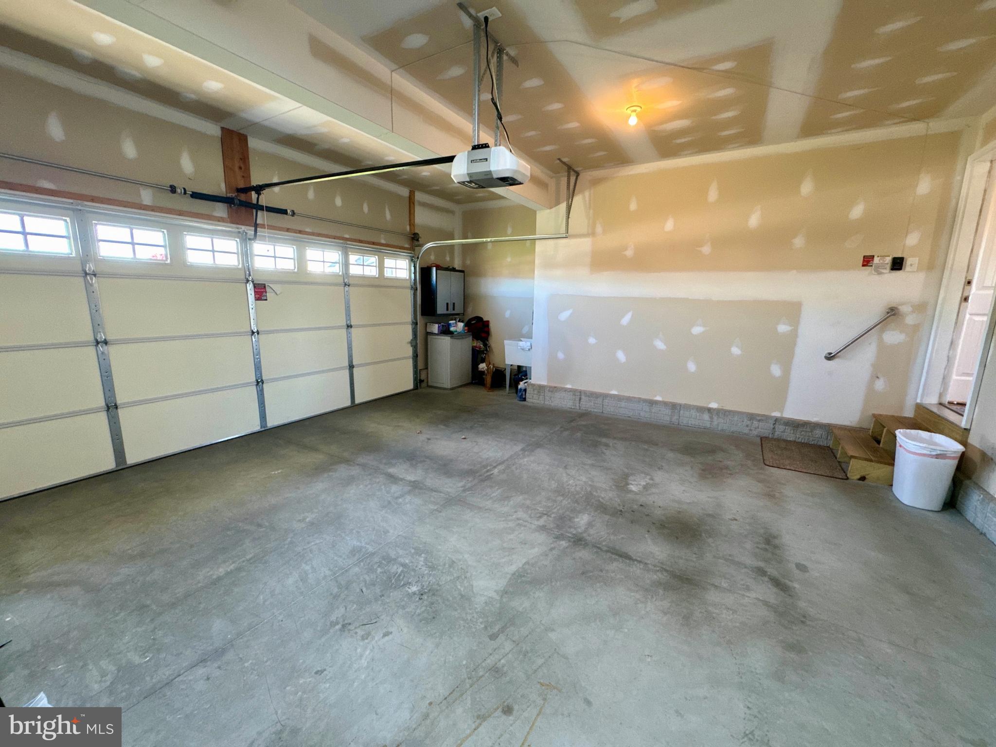 CEDAR RIDGE - Residential