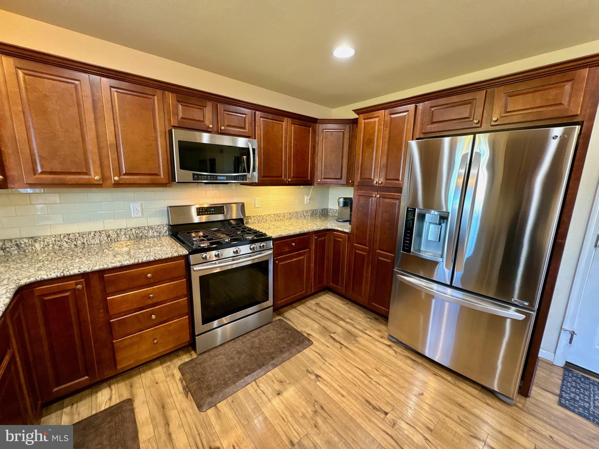 CEDAR RIDGE - Residential