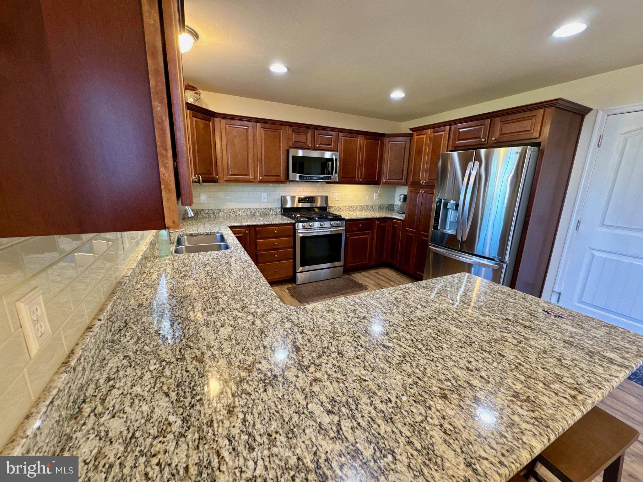 CEDAR RIDGE - Residential