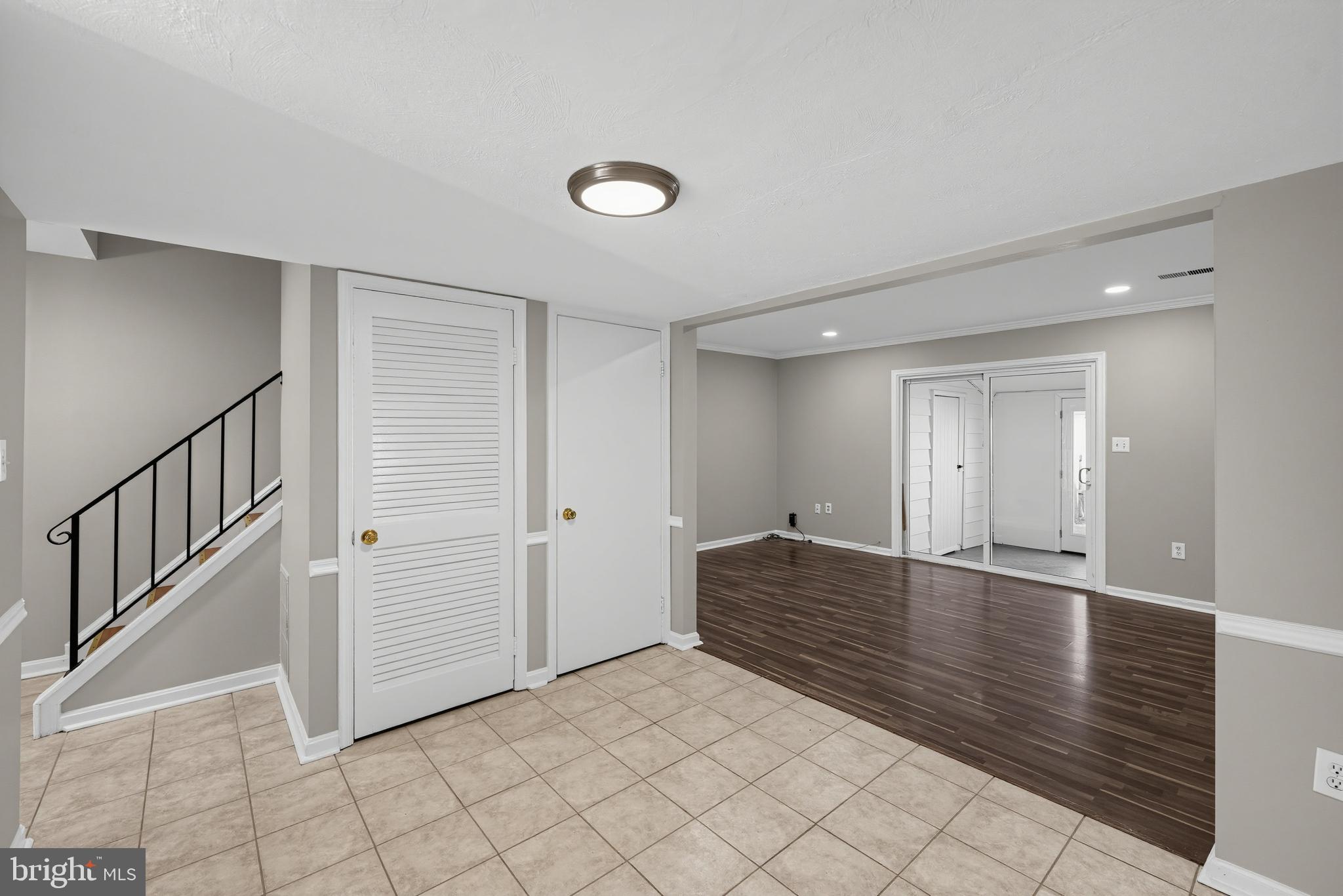 7616 SHELLEY LANE