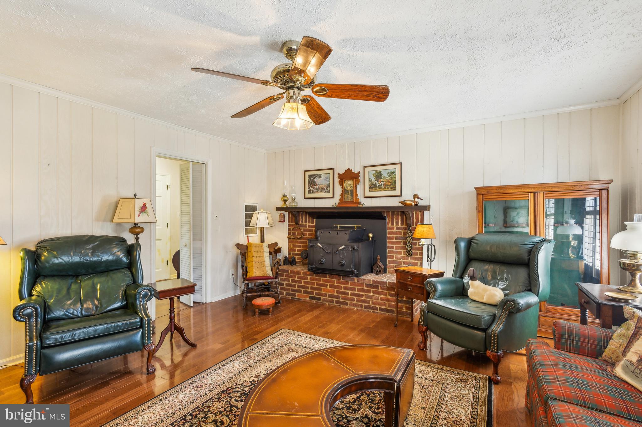 HILLCREST ESTATES - Residential