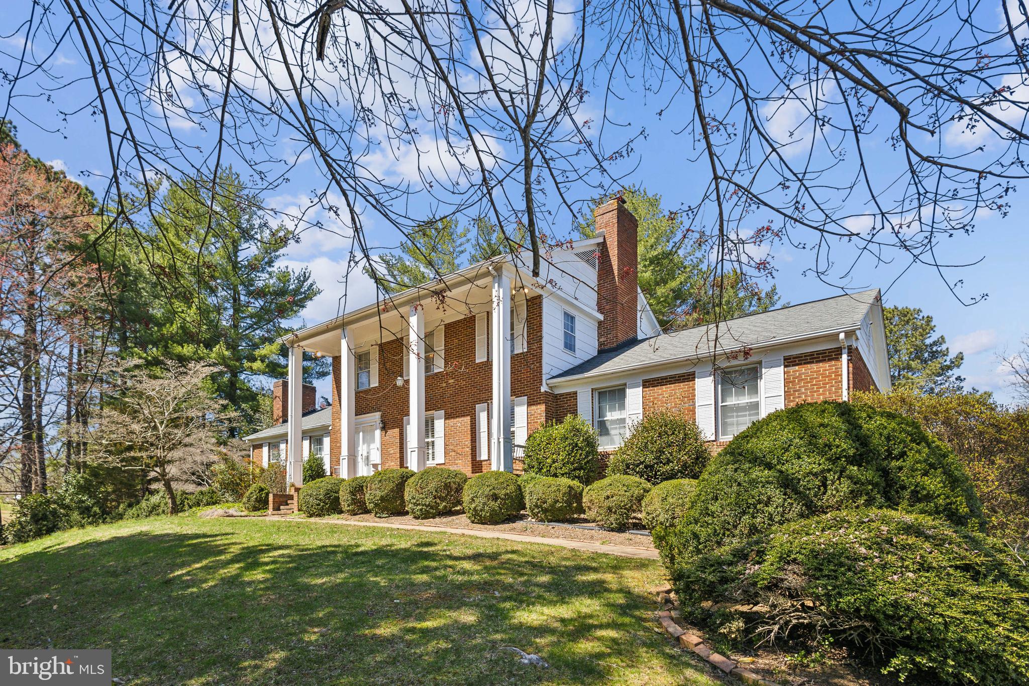 HILLCREST ESTATES - Residential