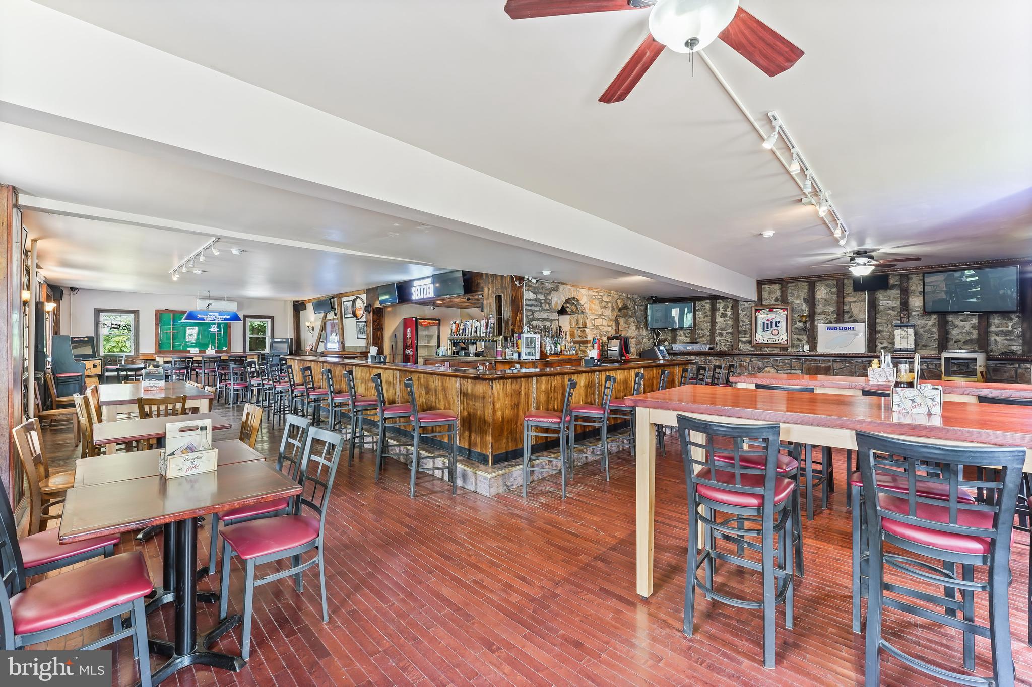 2116 OLD RTE 100