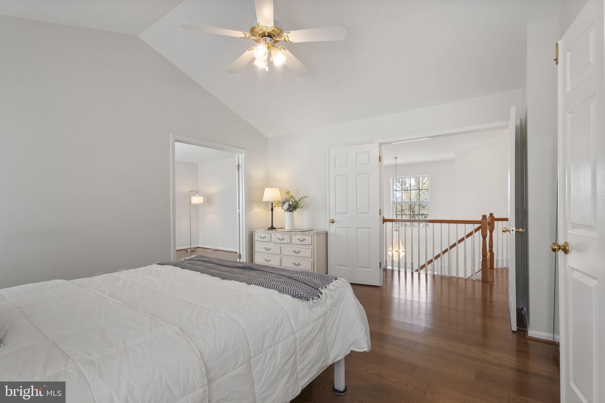 POTOMAC LAKES - Residential