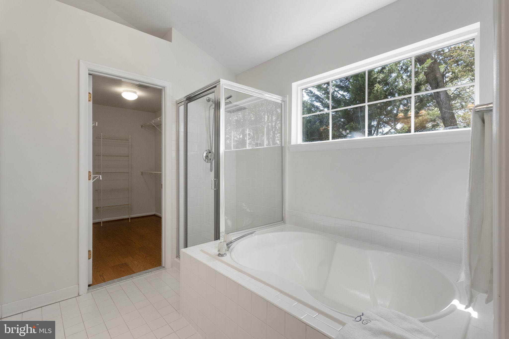 POTOMAC LAKES - Residential