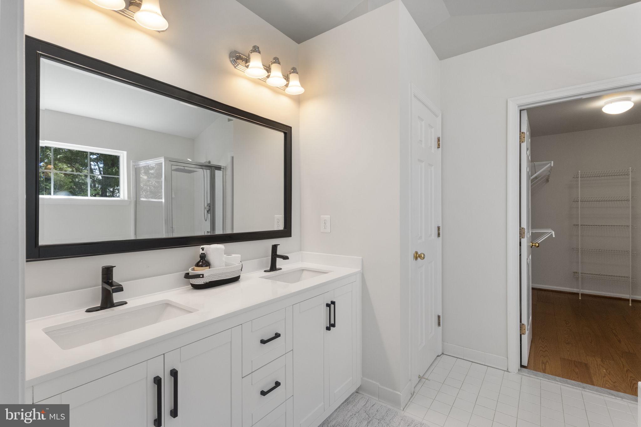 POTOMAC LAKES - Residential